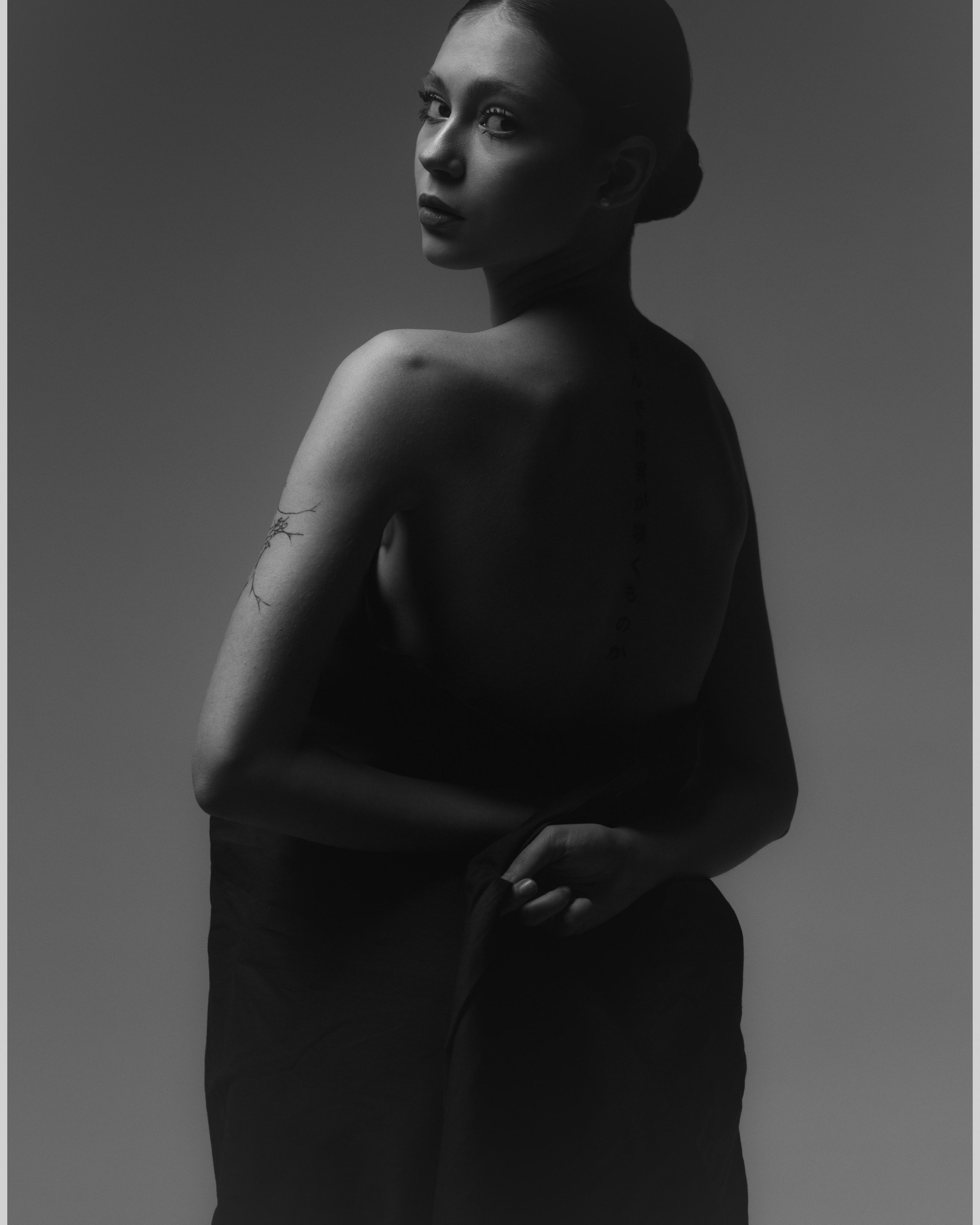 Профессиональная фотосессия в Орле — услуги фотографа для любых случаев. Портретный фотограф в Орле. Готовые фото за 3 дня! Помощь в позировании. Советы по организации