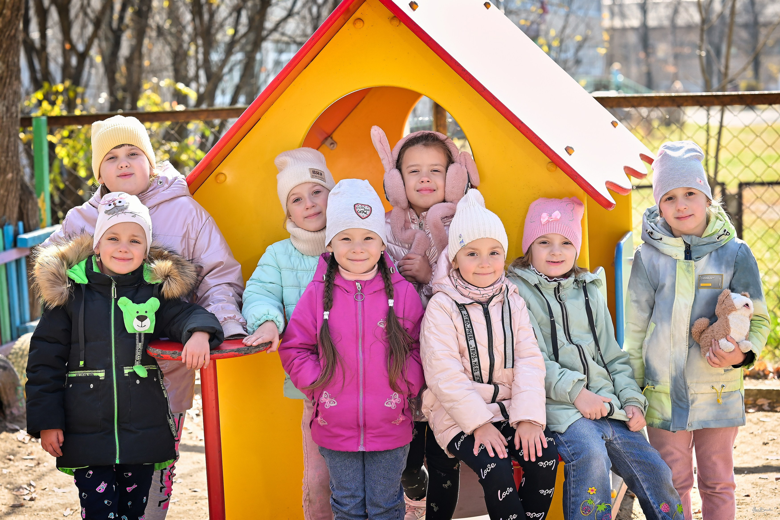 Фотосъёмка в детских садах, школах. Фотограф Игорь Ковалёв в г. Артём (Приморский край)