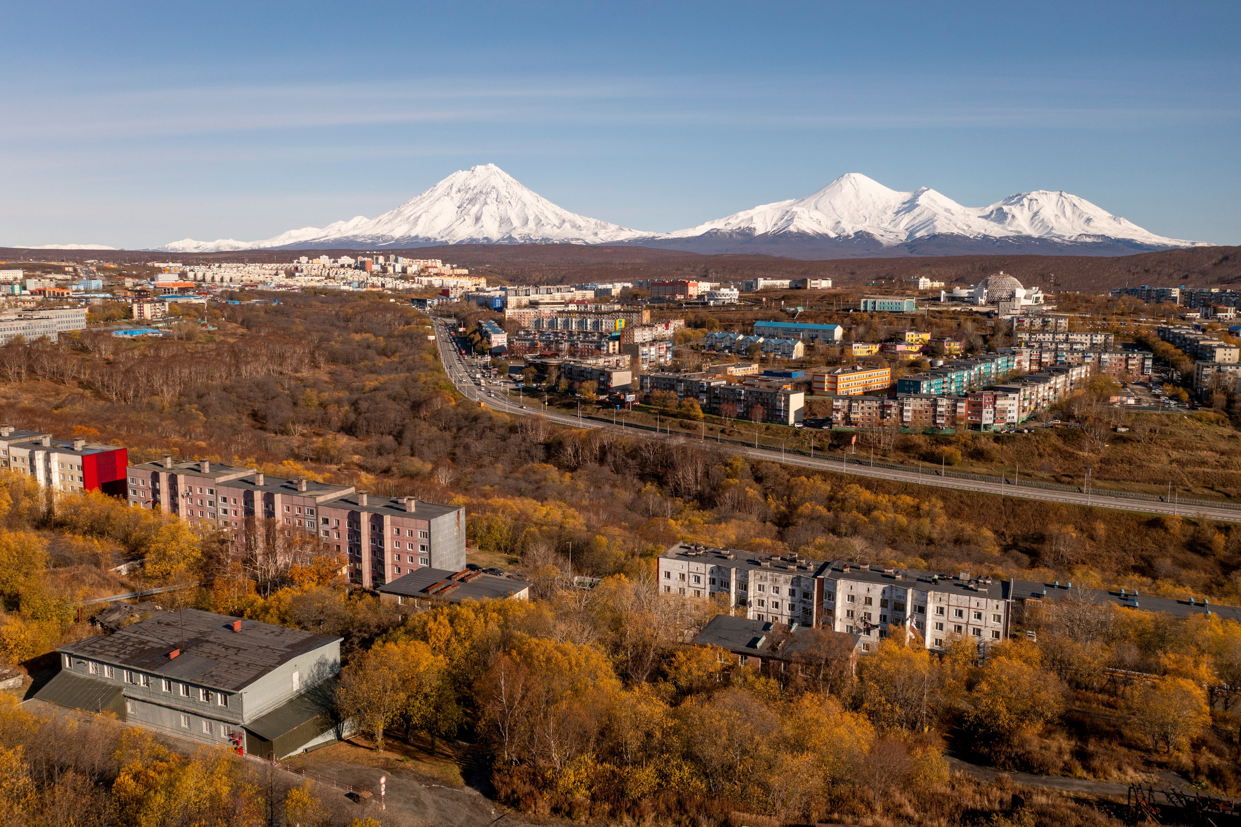 Гора Верблюд и Халактырский пляж — вулканические ландшафты и чёрный песок. Время Камчатки: чтобы найти свой путь, нужно скорость умножить на время