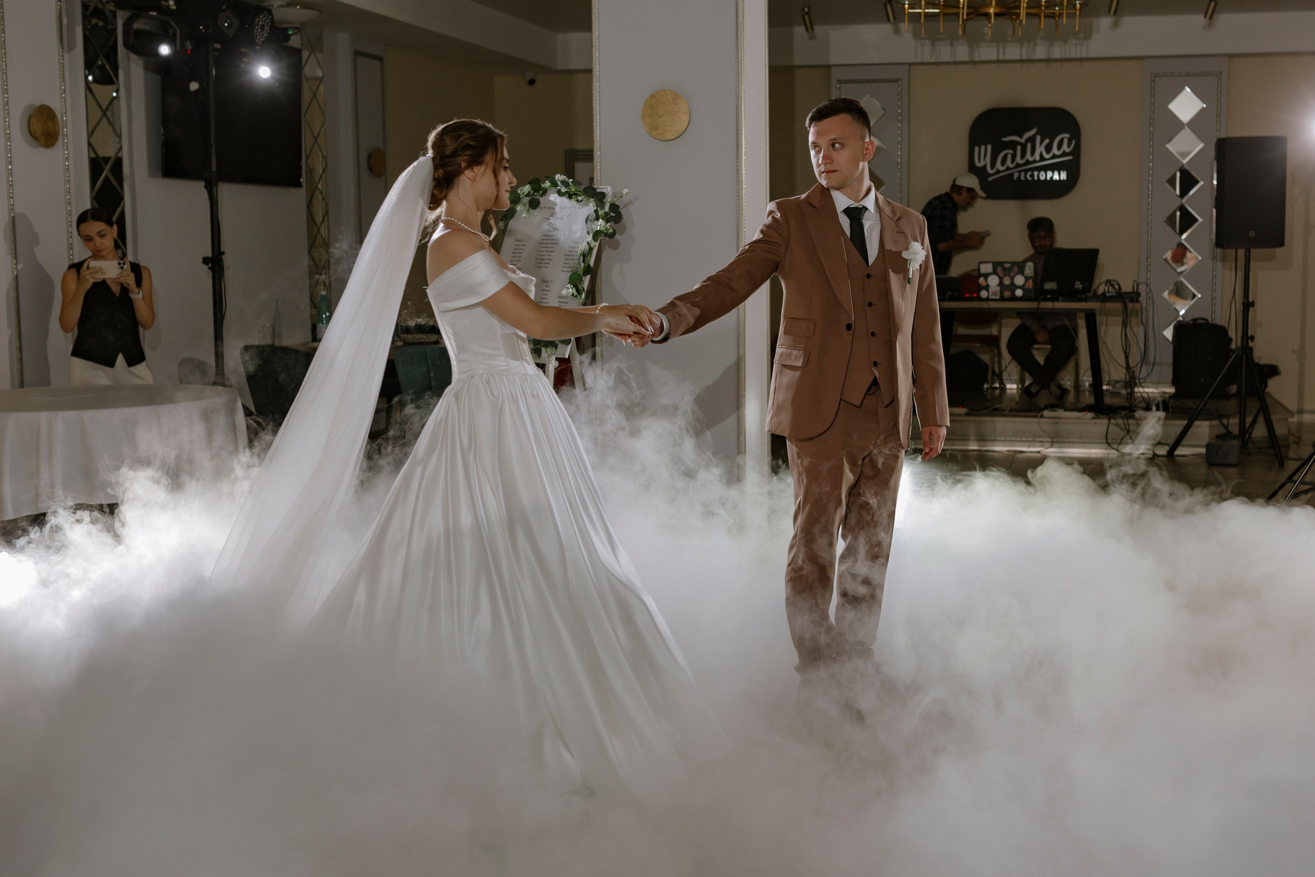 Услуги. СВАДЕБНЫЕ ЭФФЕКТЫ «ФЕНИКС»