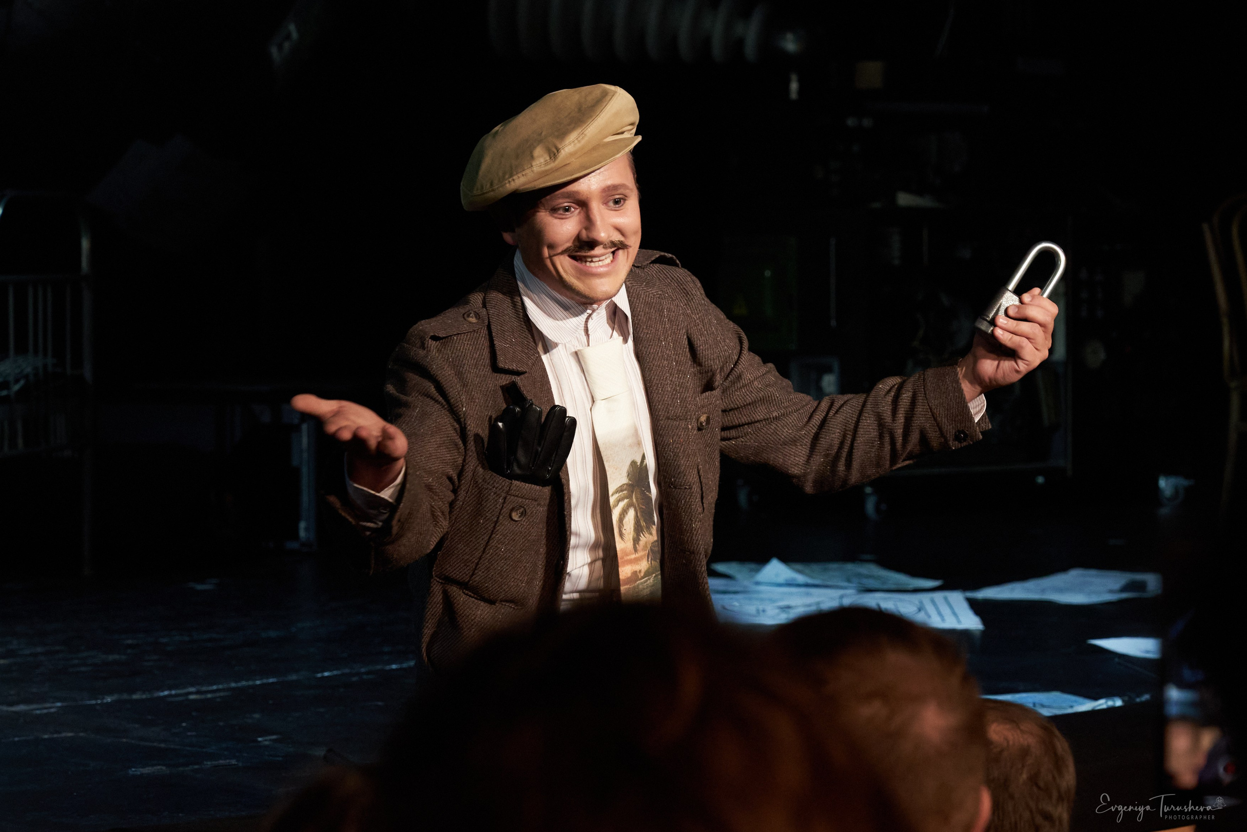 «Иван Васильевич» — премьера, открывшая сотый сезон Театра Сатиры. Фотограф Евгения Турушева