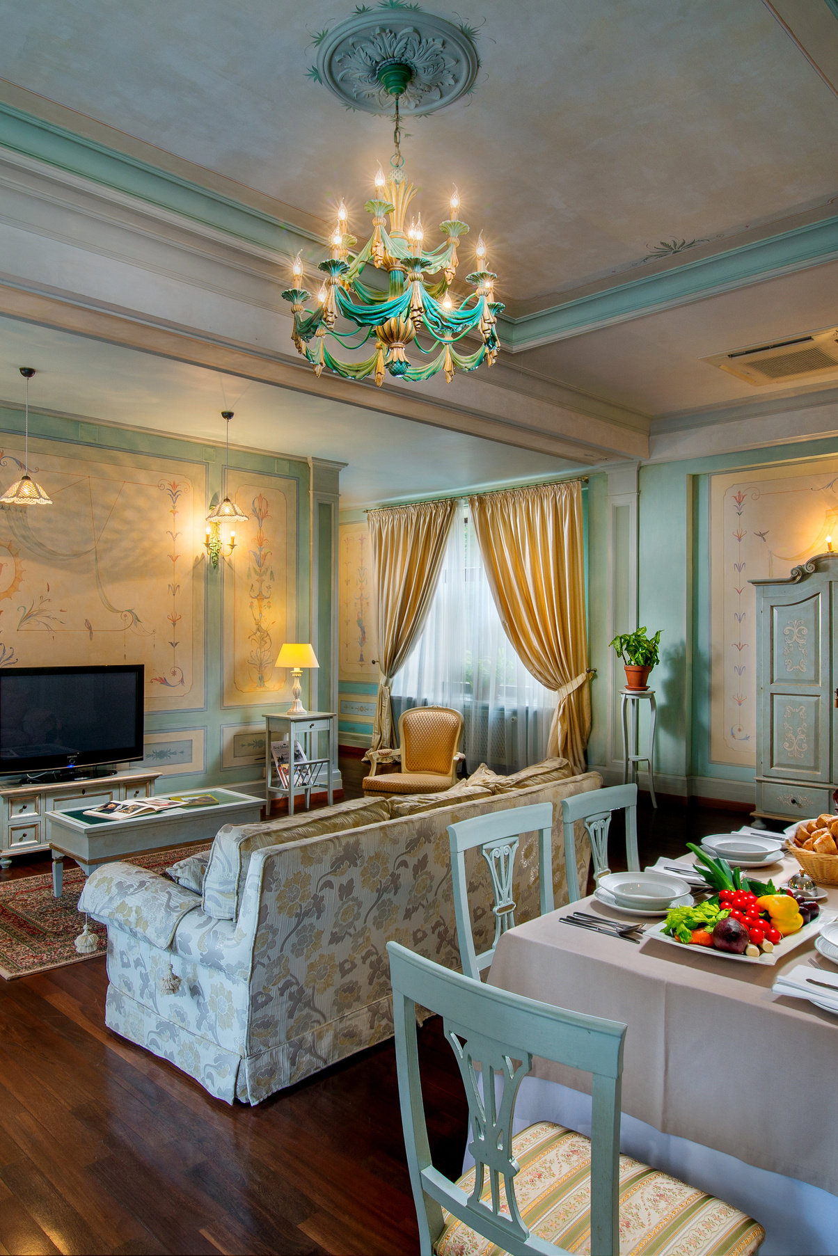 Цены на интерьерную и рекламную фотосъемку. Фотограф интерьеров Фотосъемка рекламы в Ялте и по Крыму