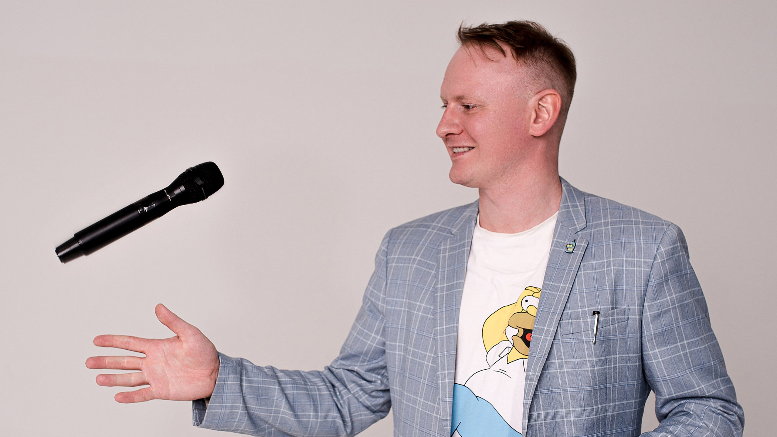 Ведущий Андрей Каюков