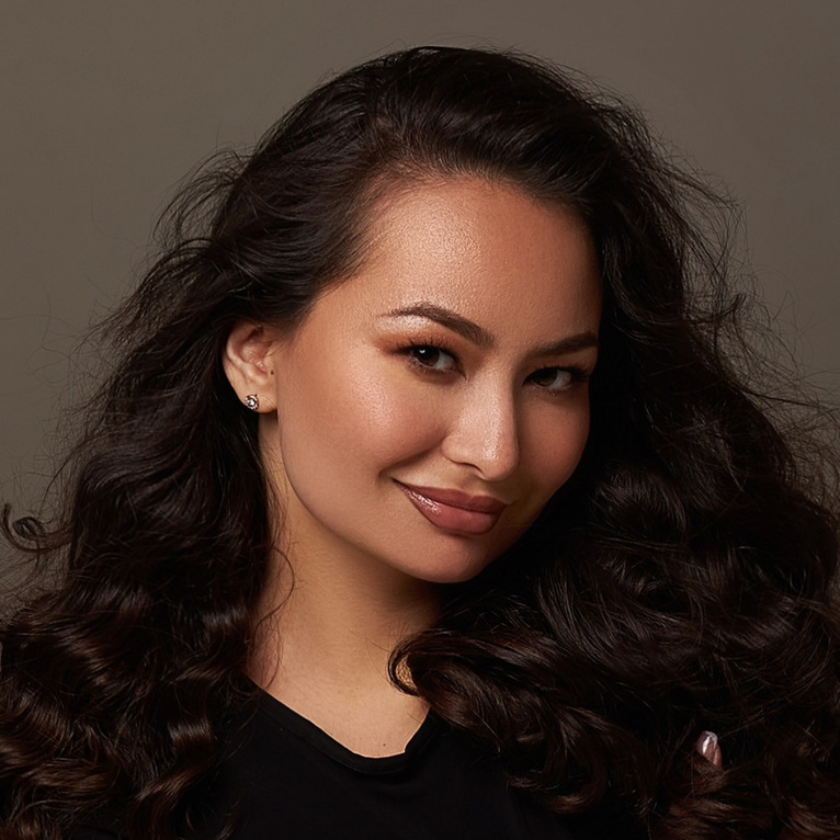 Контакты. Фотограф в Уфе Хасанова Сумбуль