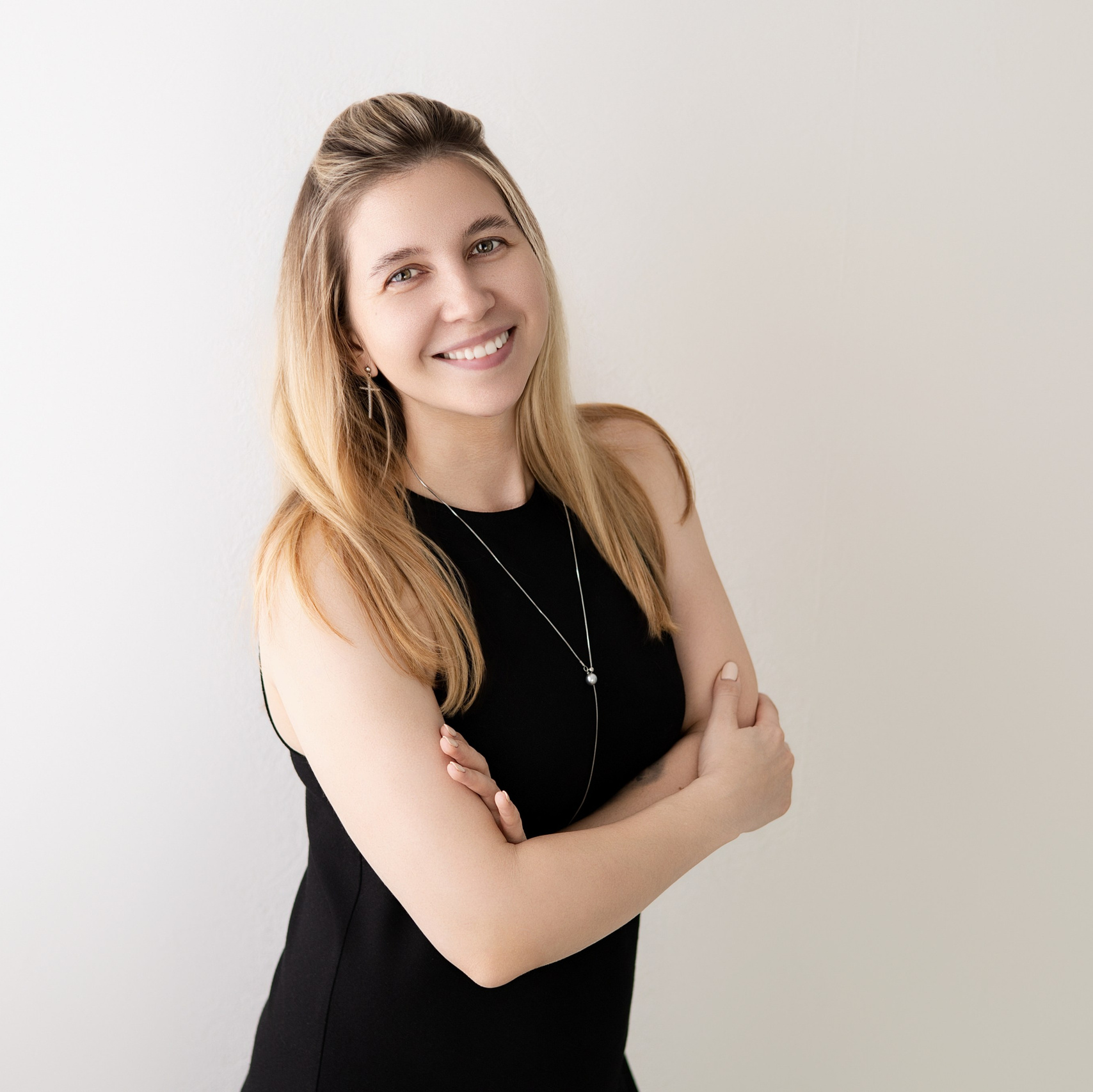 Контакты. Фотограф новорожденных в Электростали Белла Чайковская