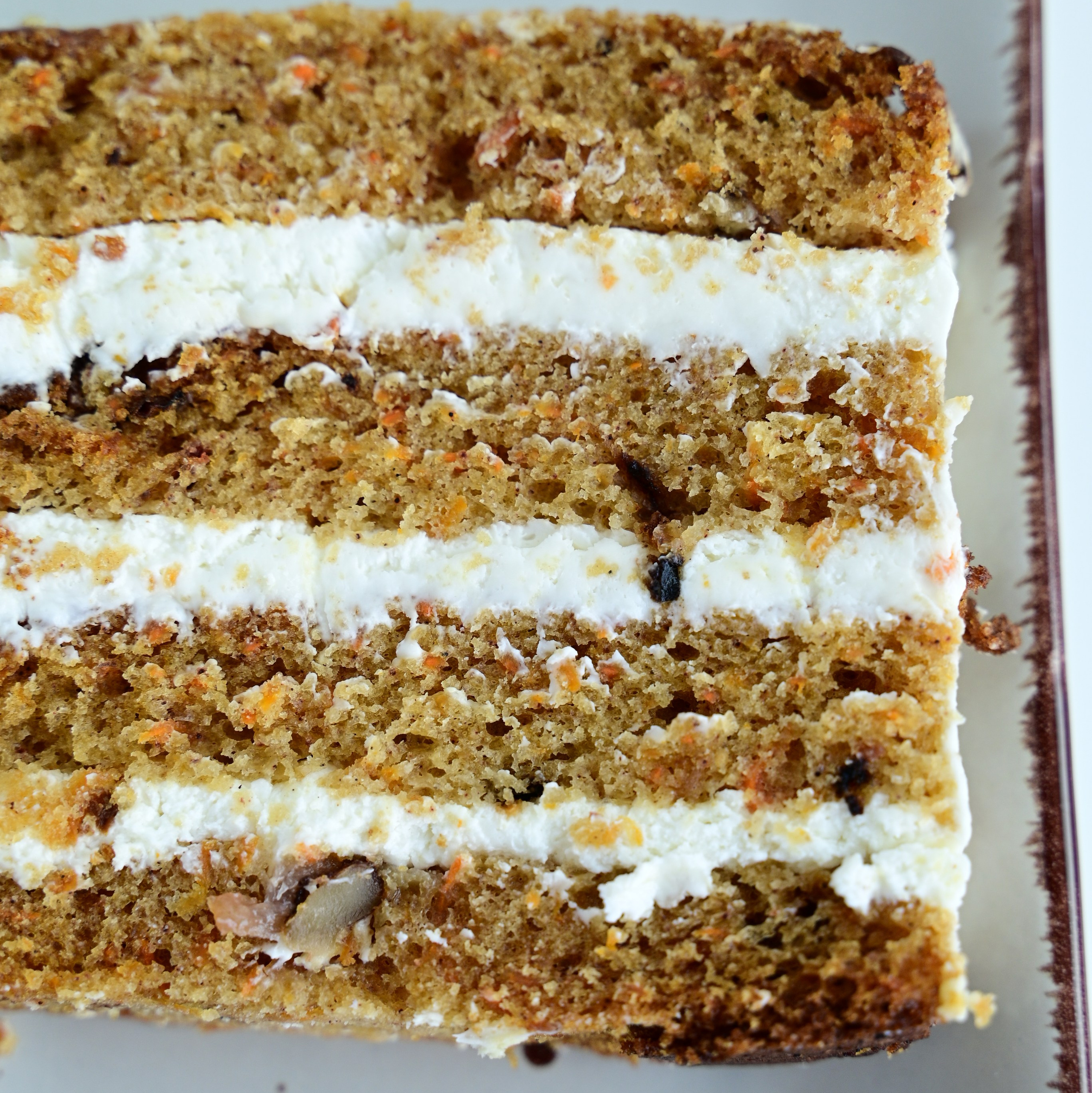 Разрез торта Морковный