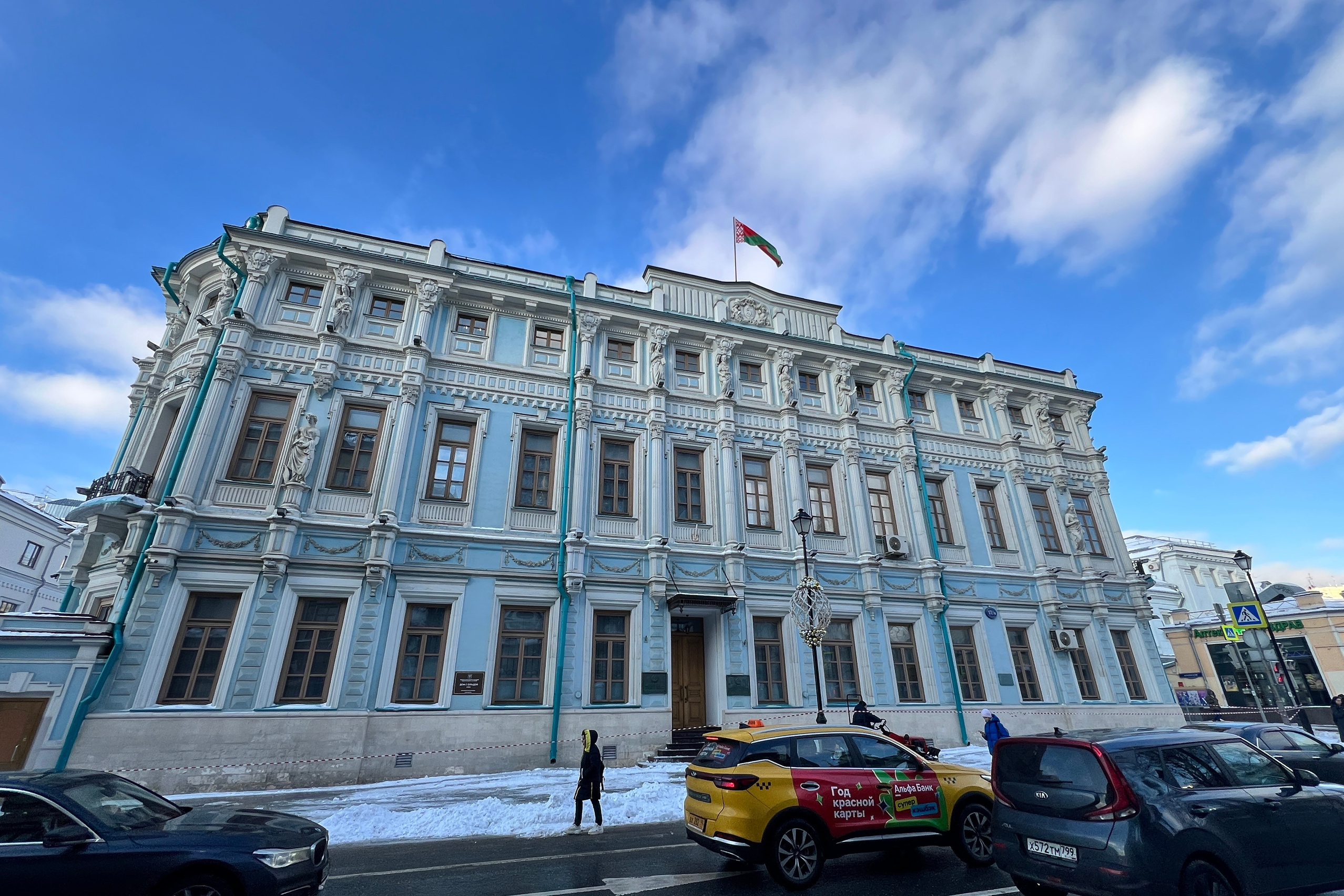 Наталья Шумова - аттестованный экскурсовод по Москве. П&П — Полезное с Приятным. Фотоэкскурсии — Москва на память. Экскурсовод и фотограф в Москве. Увези столицу в своём альбоме!