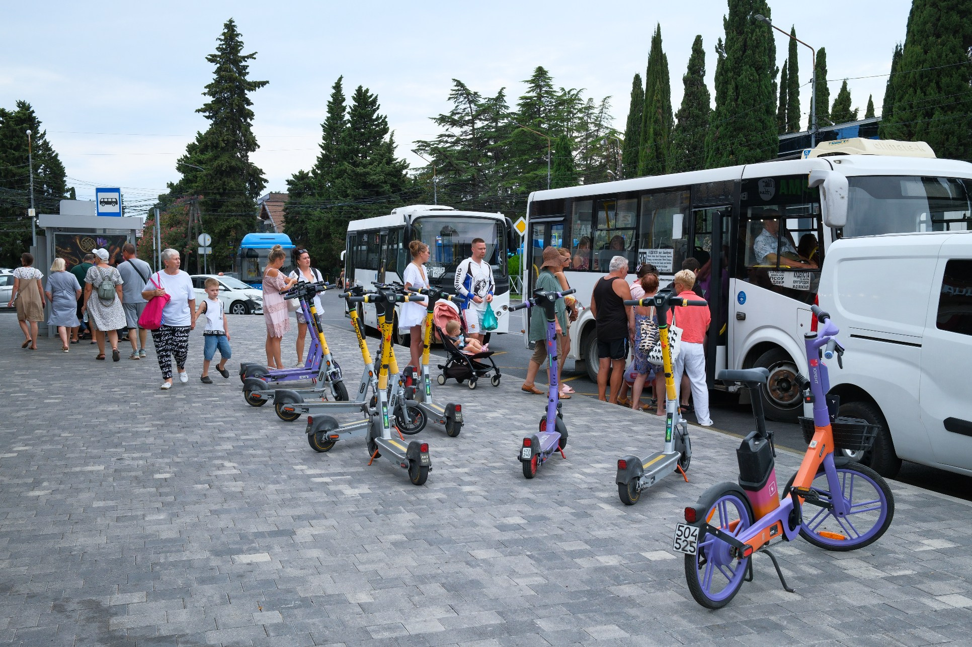 Спорт, пляж и некрасивые люди. Belugin Art