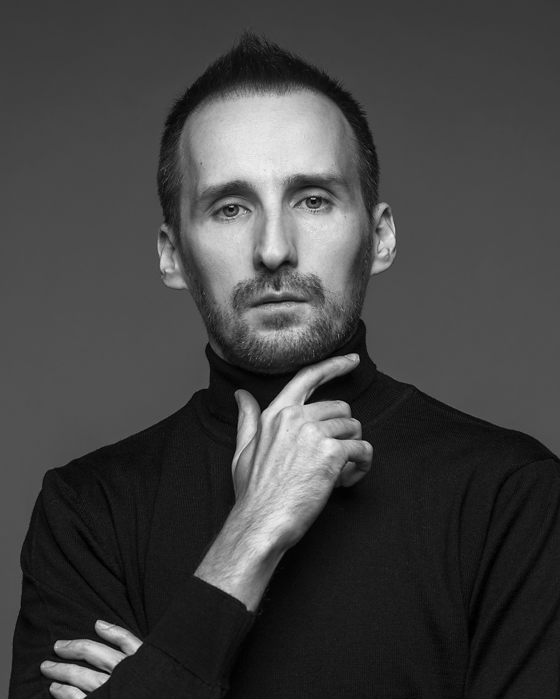 Контакты. Fashion фотограф в Омске Александр Петров