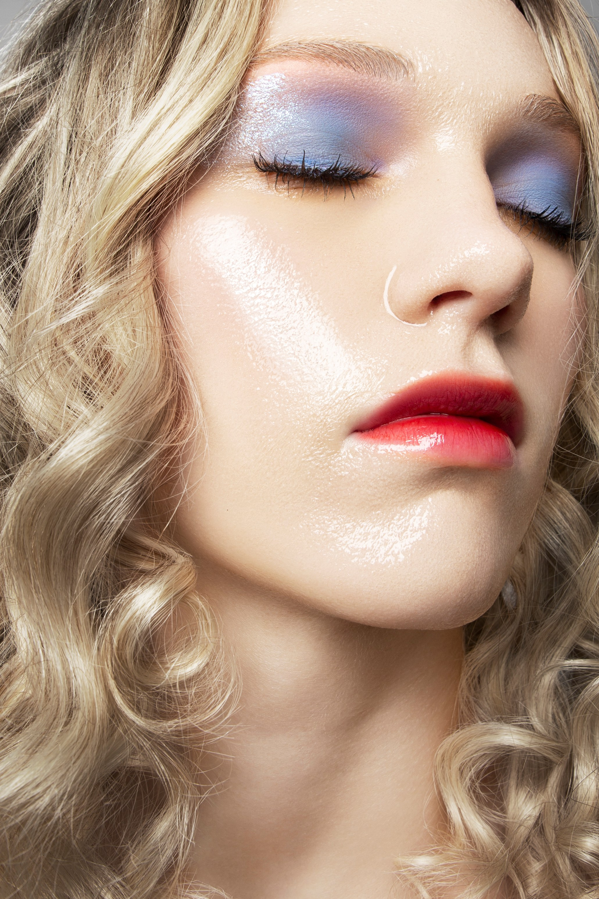 BEAUTY. PROFESSIONAL RETOUCHING SERVICE