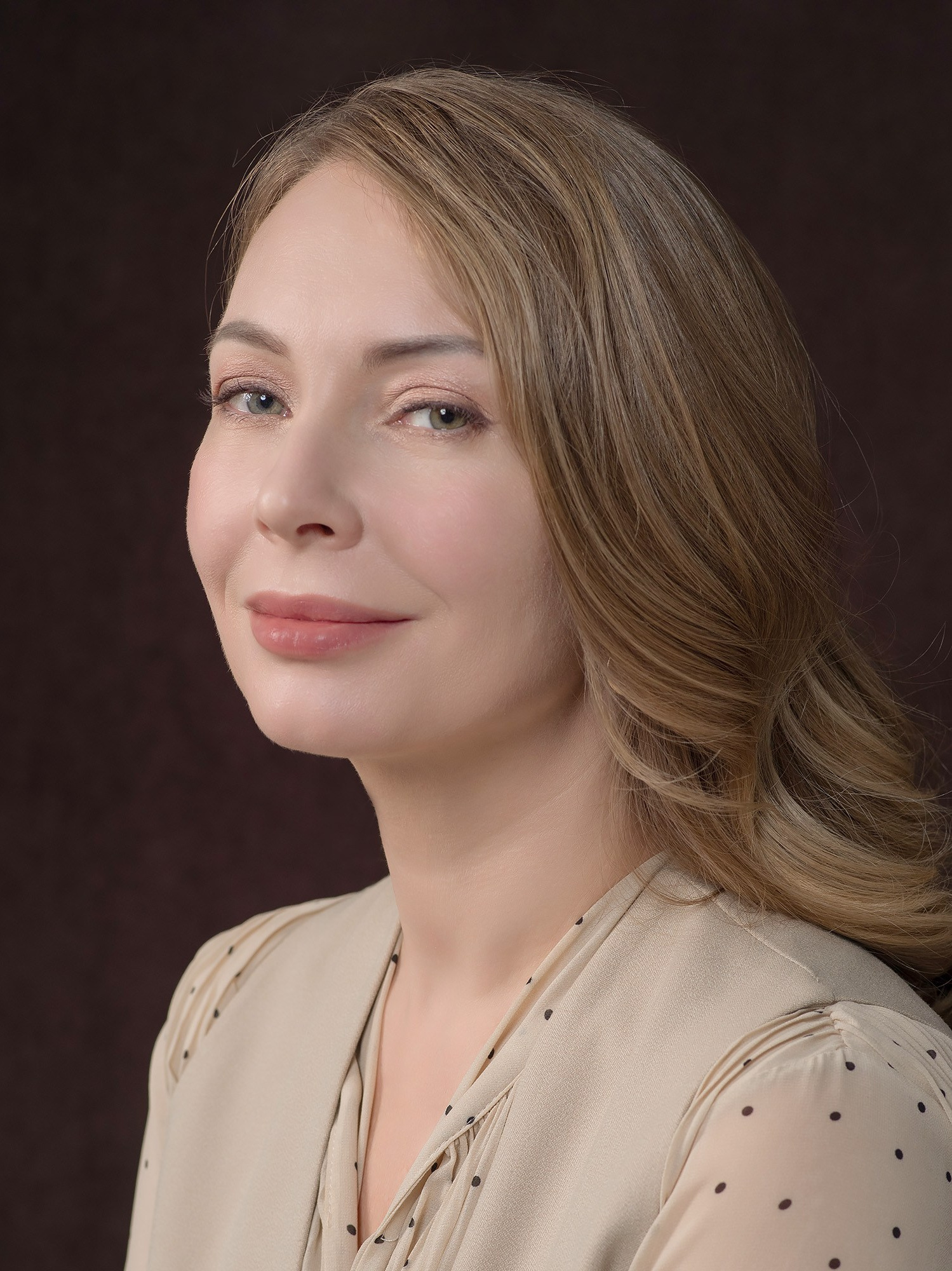 Portrait photographer Oksana Prikhodko. Portrait photographer Oxana Prikhodko