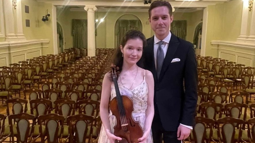 События и анонсы. Скрипачка Анна Савкина