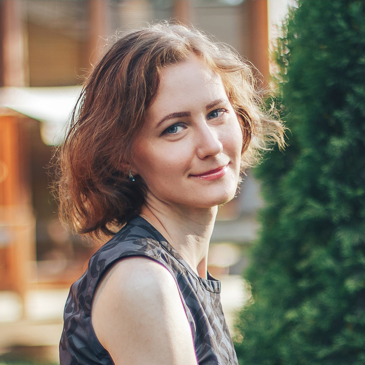 Фуд- и  предметный фотограф, фуд-стилист Юлия Шкультецкая.