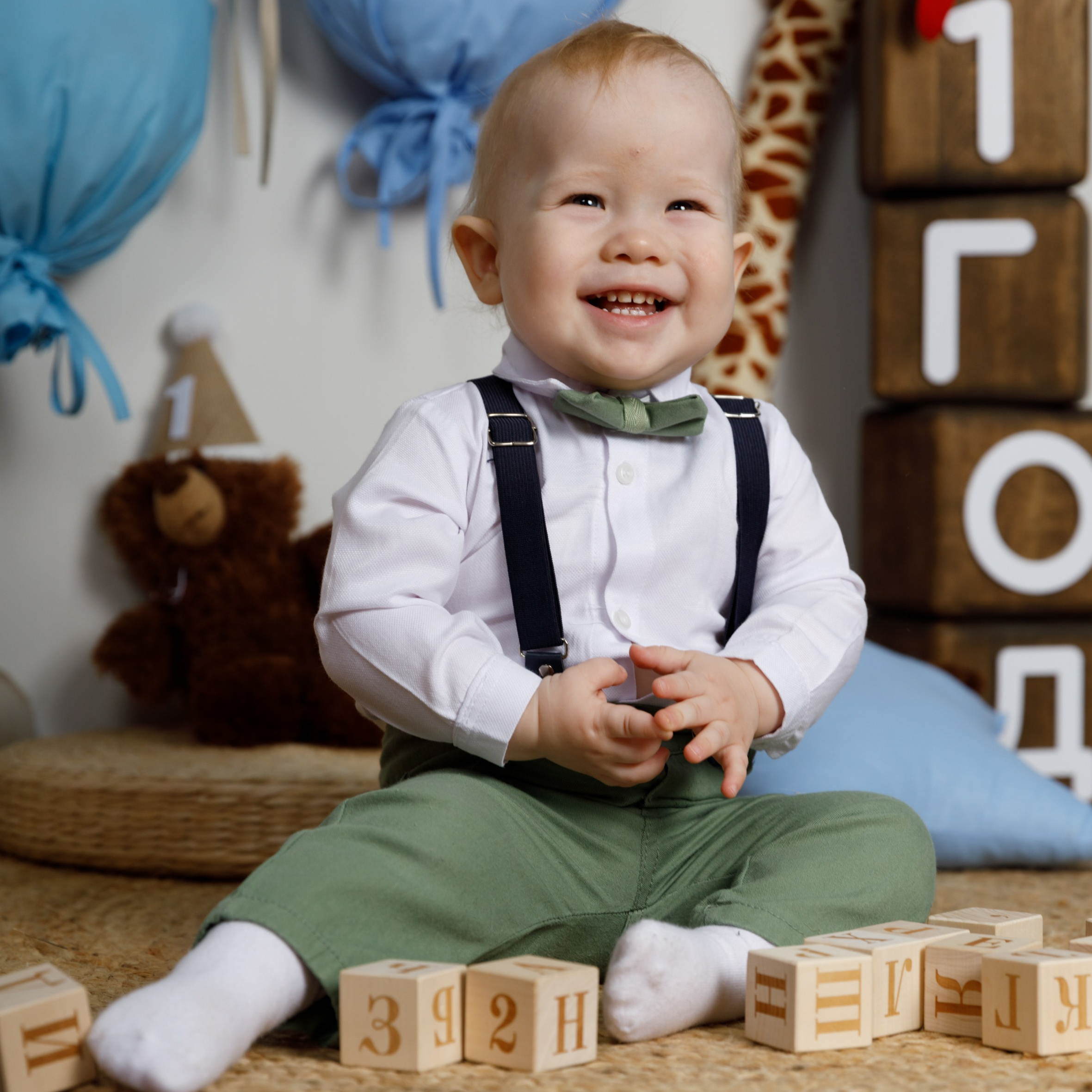 Фотограф Анна Телекаева, выпускные альбомы, семейные и репортажные съемки в Омске