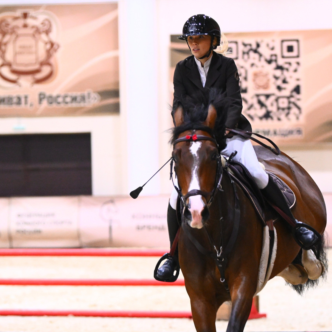 2025.10.25 — КСК Виват, Россия!. ТУРНИРНАЯ КОННАЯ ФОТОГРАФИЯ, Руднева Ольга и Евгений Адеев