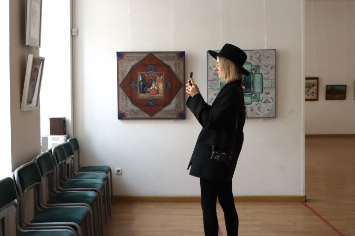 Открылась выставка «МАРХИ рисует» 2023. Главная