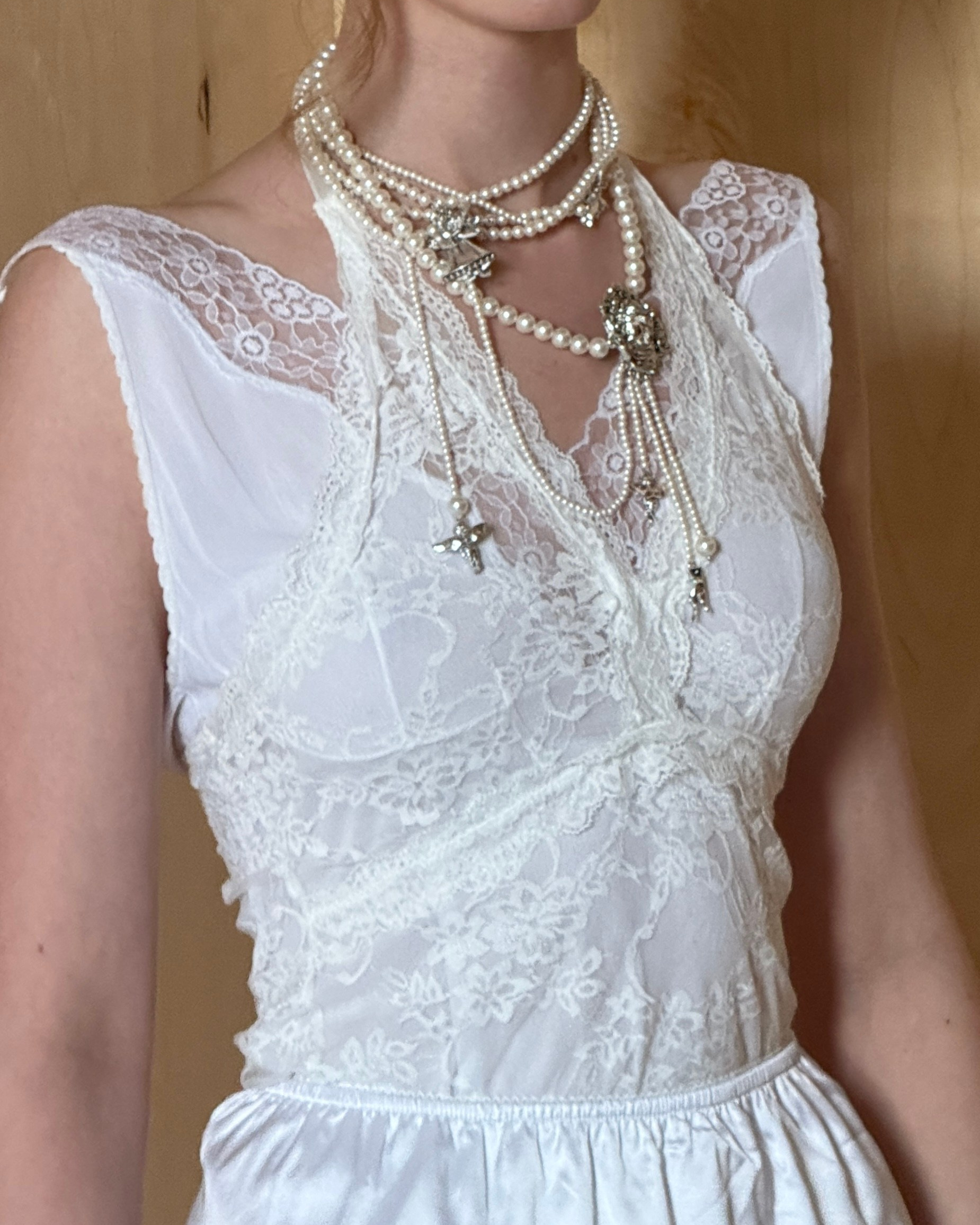 Платья и костюмы. Iva rent