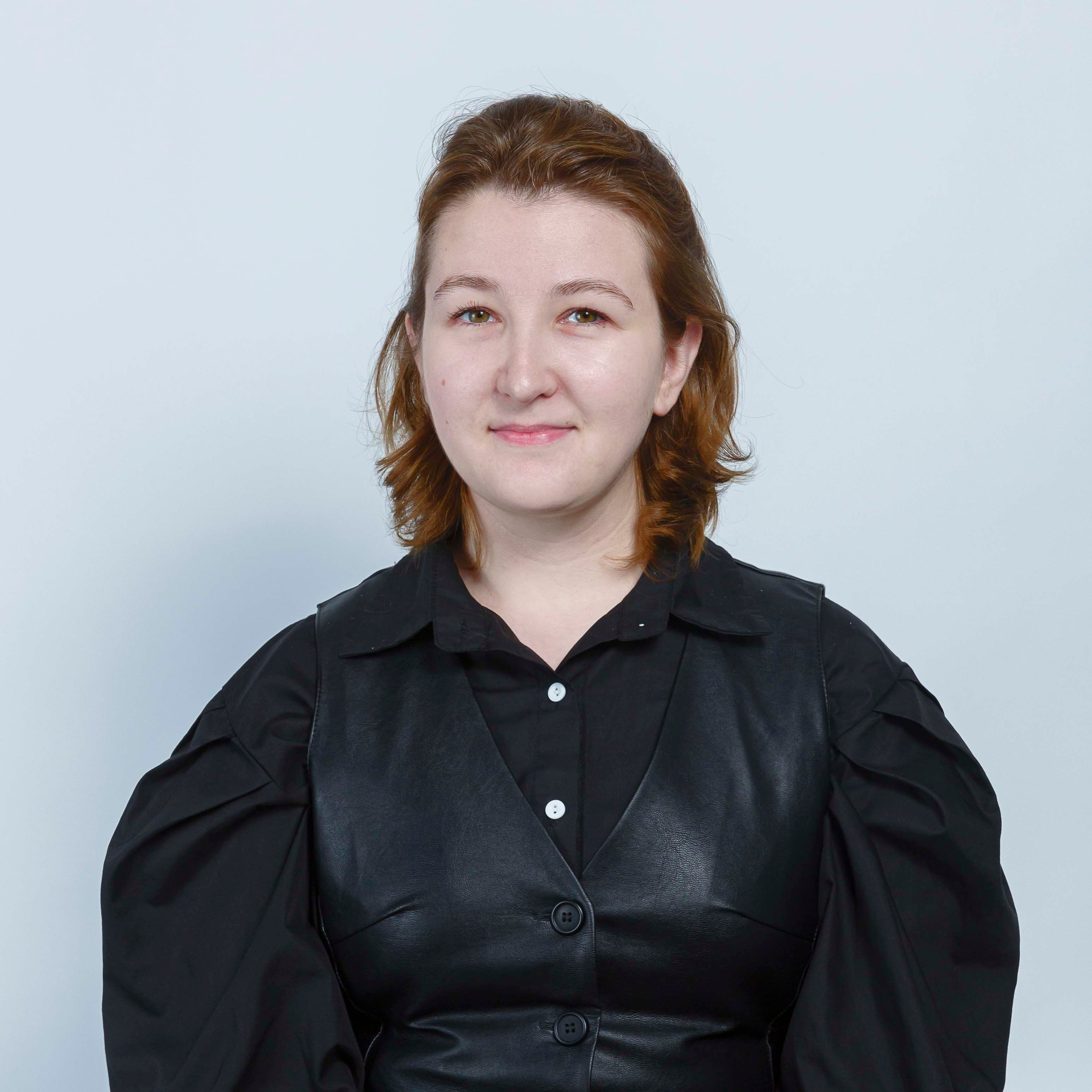 CV. Семенова Елизавета художник