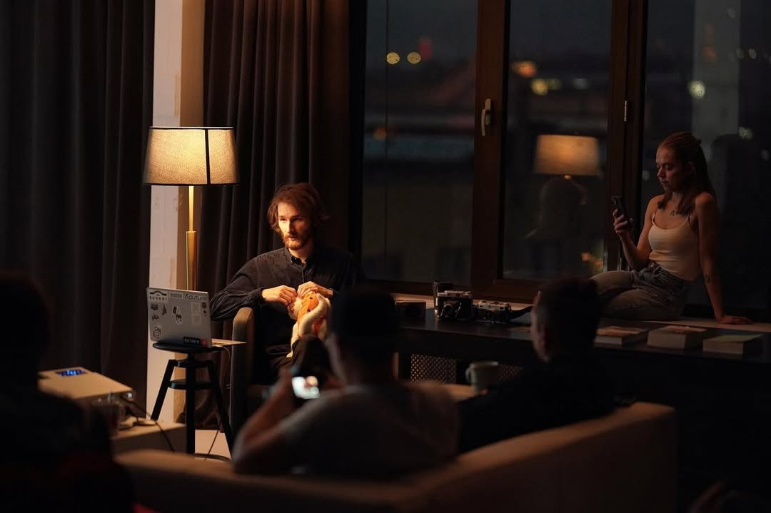 В фотостудии Lighthub прошла моя лекция об истории бизнес-портрета. Фотограф в Алматы Артемий Матюнин