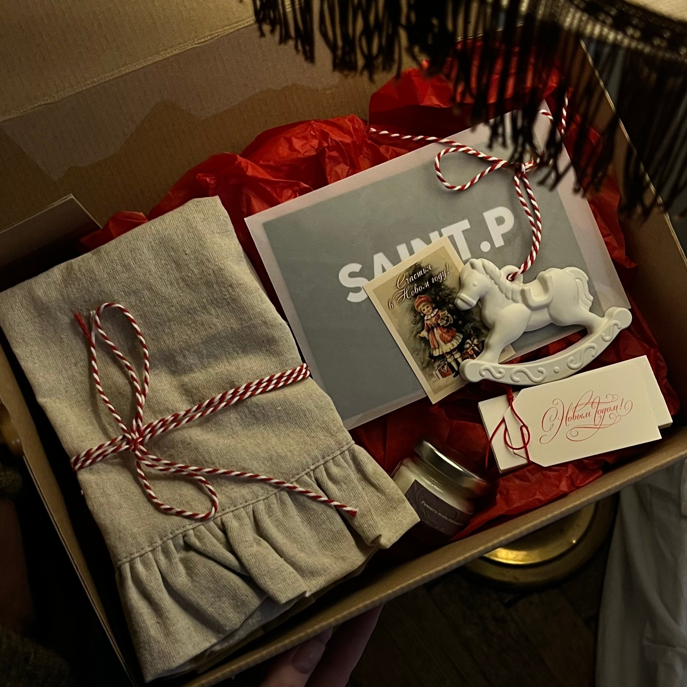 Подарки и мерч. Saint.p.studio