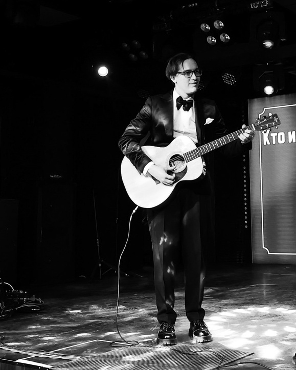 Услуги и цены. Ведущий Виктор Полевиков