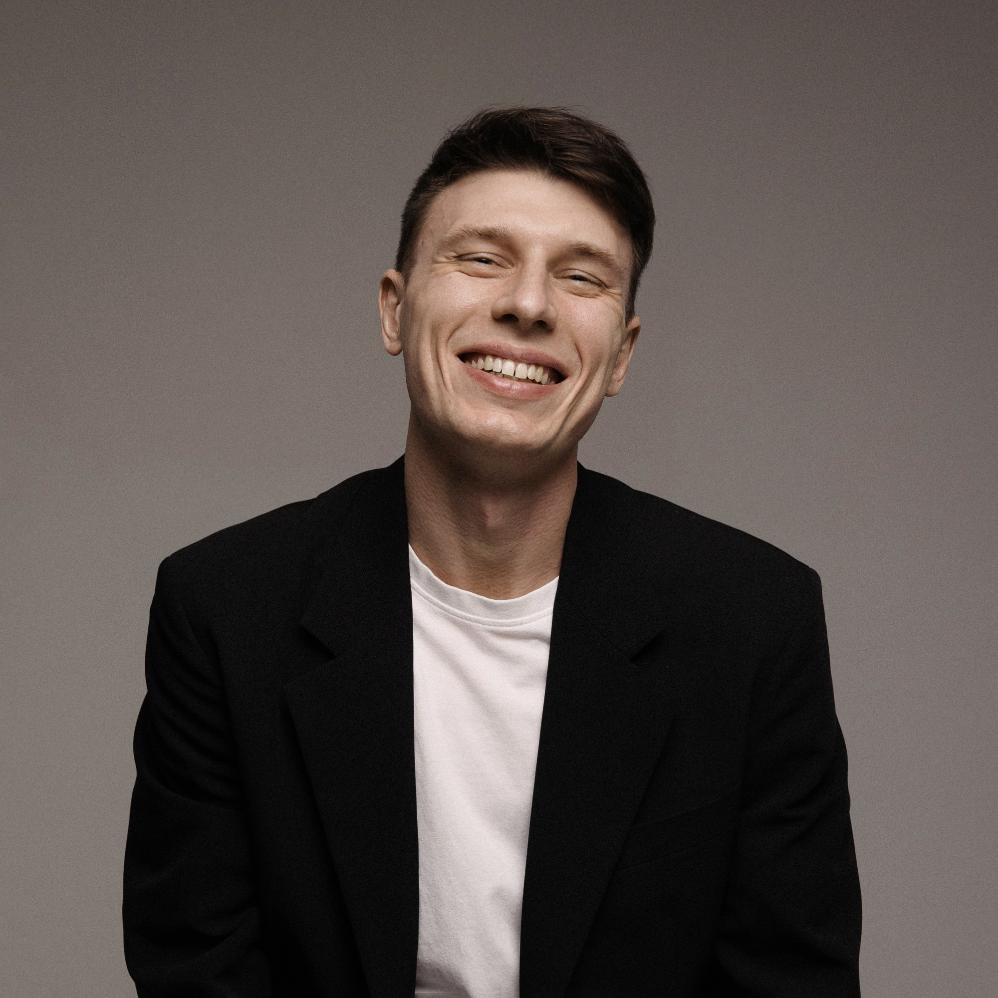 Контакты. Свадебный фотограф Роман Еремеев