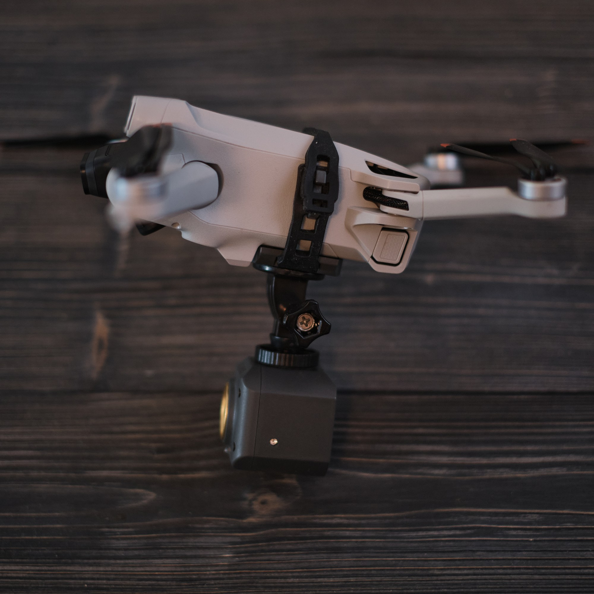 Фонарь на дрон. Фотограф Константин Шамин