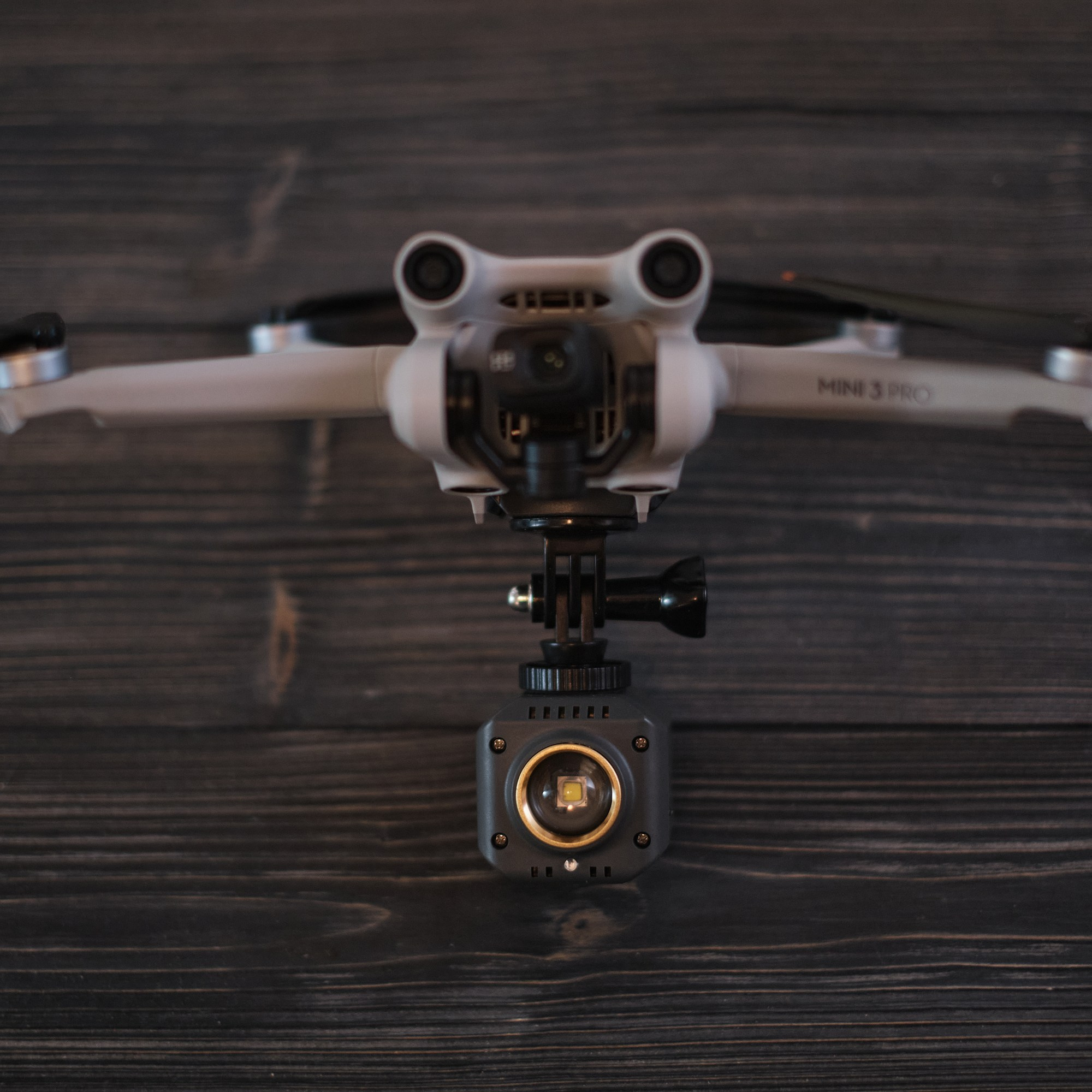 Фонарь на дрон. Фотограф Константин Шамин