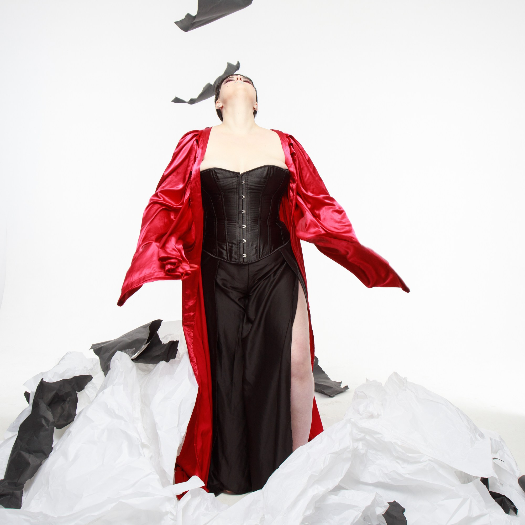 Скрытая агрессия. Необычные портретные фотосессии под ключ в Москве