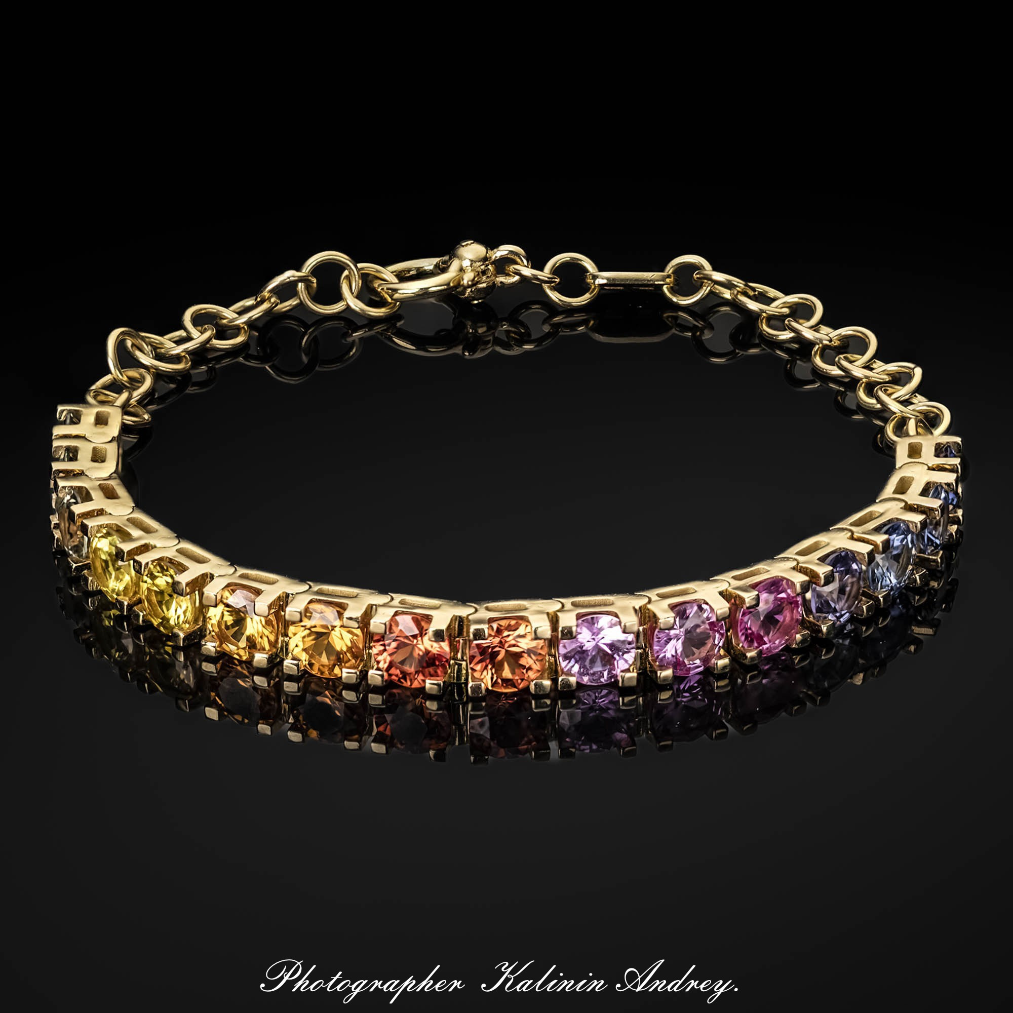 Высоко профессиональные услуги по рекламной фотосъёмке ювелирных украшенийв Москве тел +7 966-003-13-07. Высококачественная профессиональная рекламная фотосъёмка ювелирных украшений, драгоценных камней в Москве. Обучение, консультация