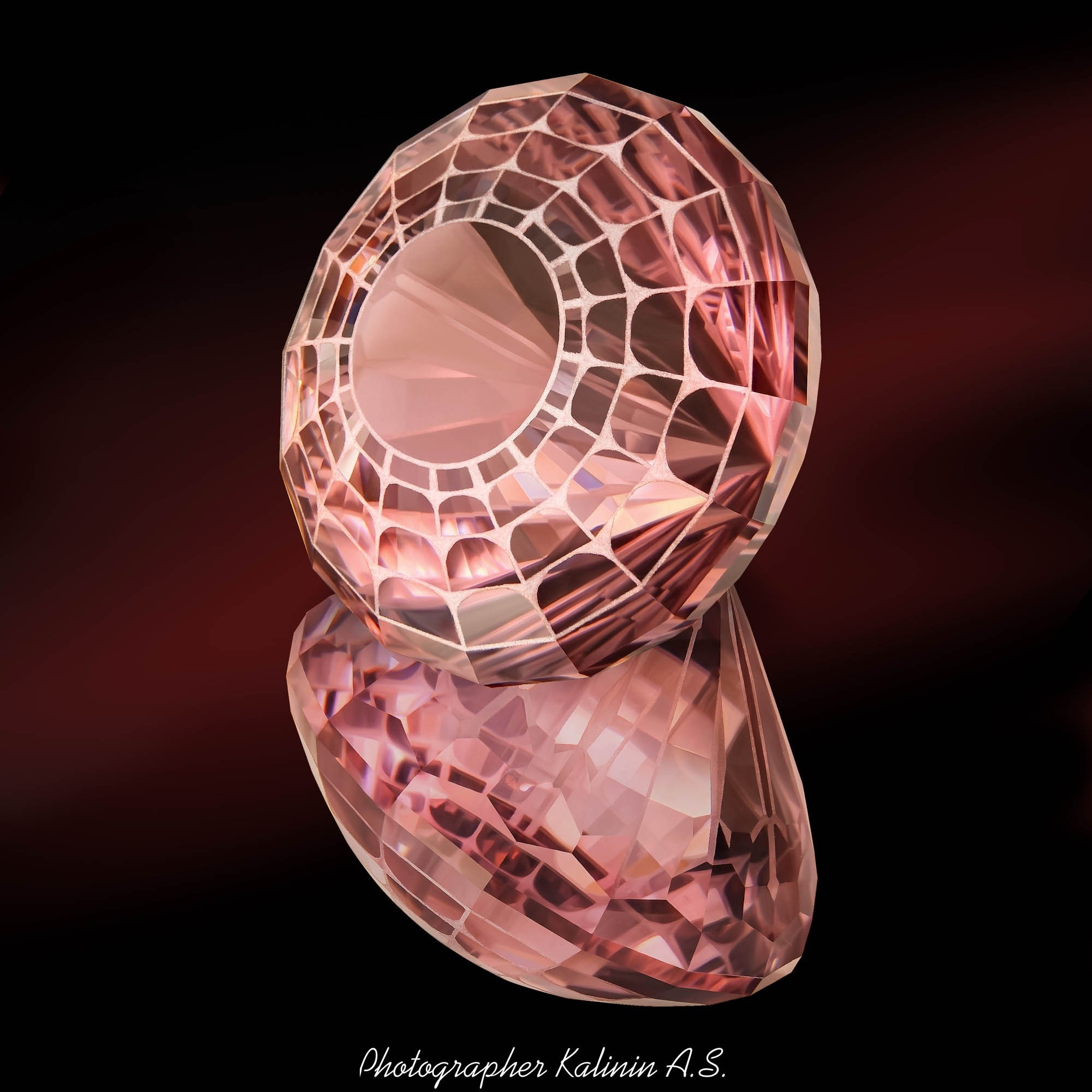 Частные уроки по обучению фотосъёмке драгоценных камней в Москве тел +79 660 031 307. Высококачественная профессиональная рекламная фотосъёмка ювелирных украшений, драгоценных камней в Москве. Обучение, консультация