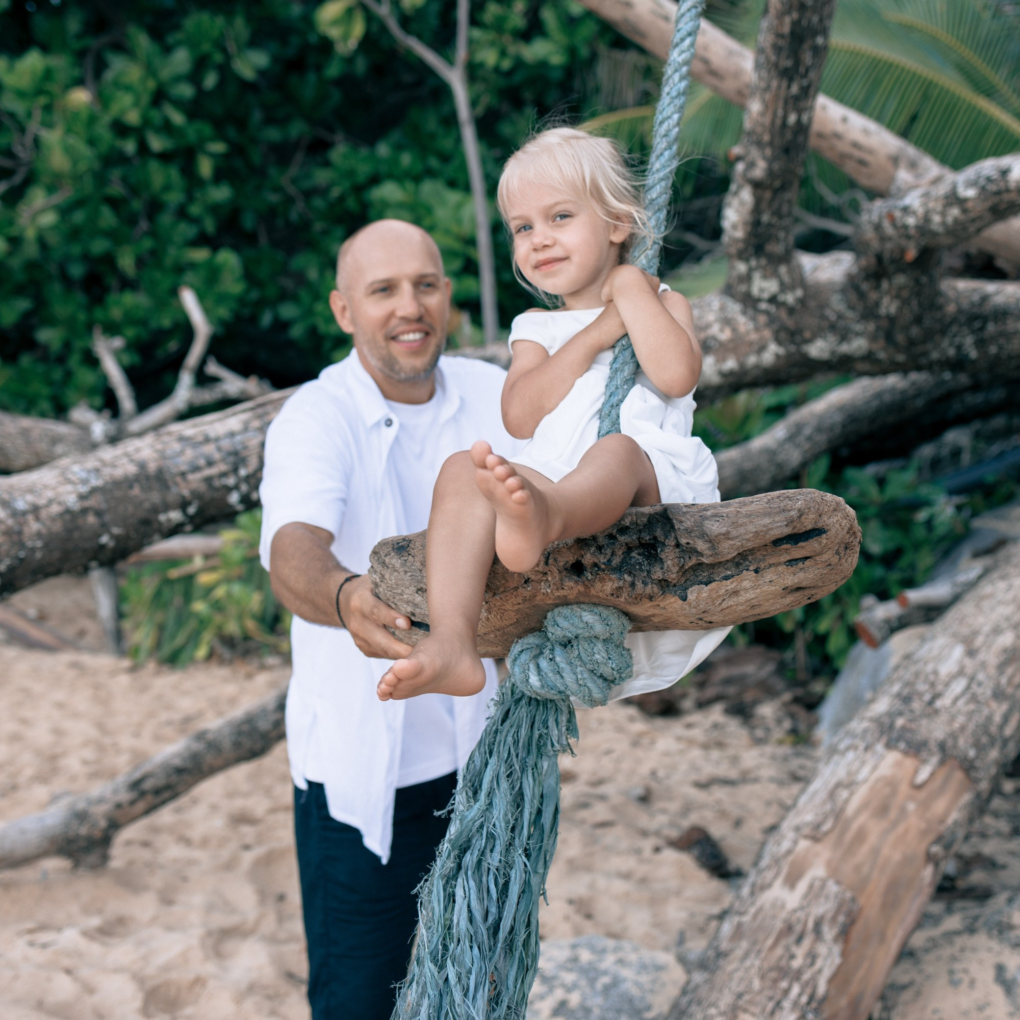 Photographer services. Fedor Lemeshko — Destination Wedding and Family Lifestyle photographer