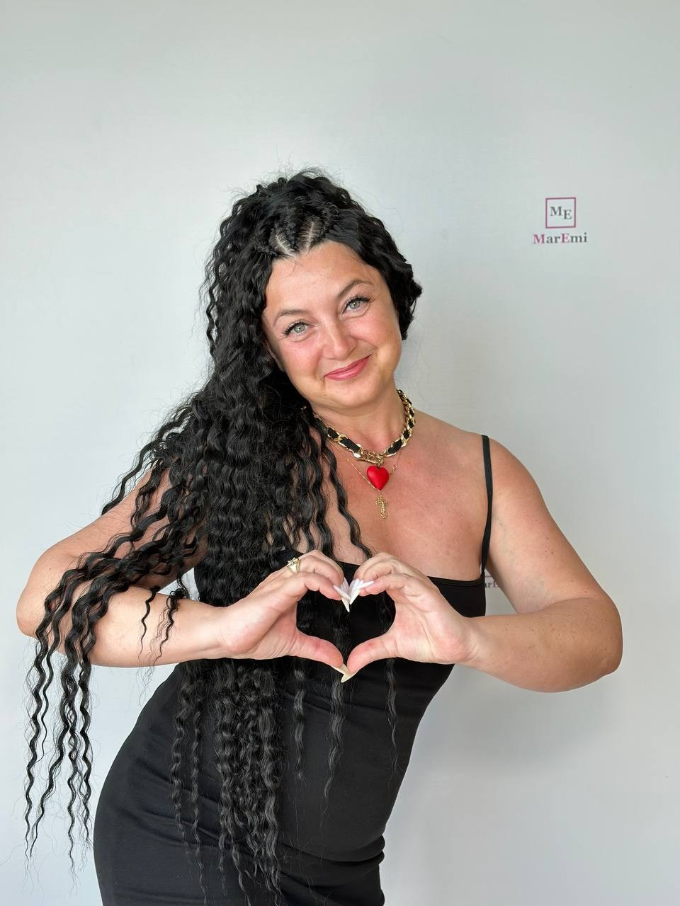 Плетение афрокос, дред, брейдов