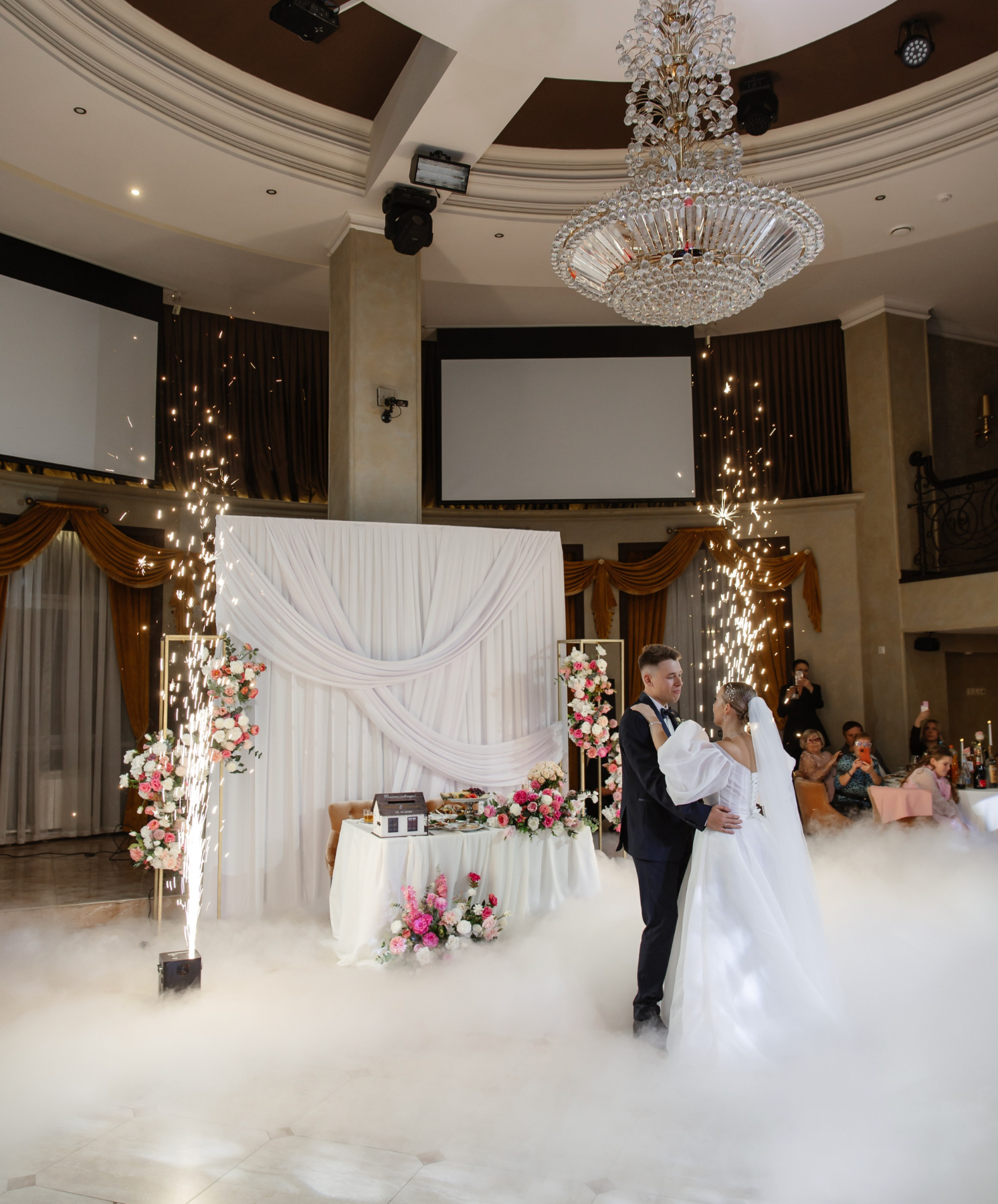 Как выбрать музыку для первого танца?. Свадебный фотограф/видеограф Краснодар, Сочи, Волгоград, Москва, 8 937 693 00 80