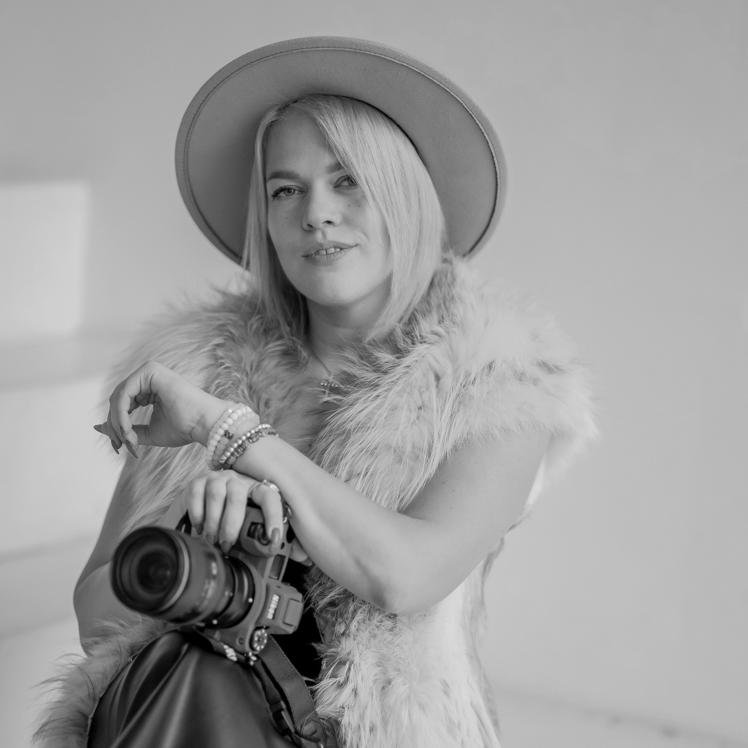 Контакты. Фотограф Ника Меер