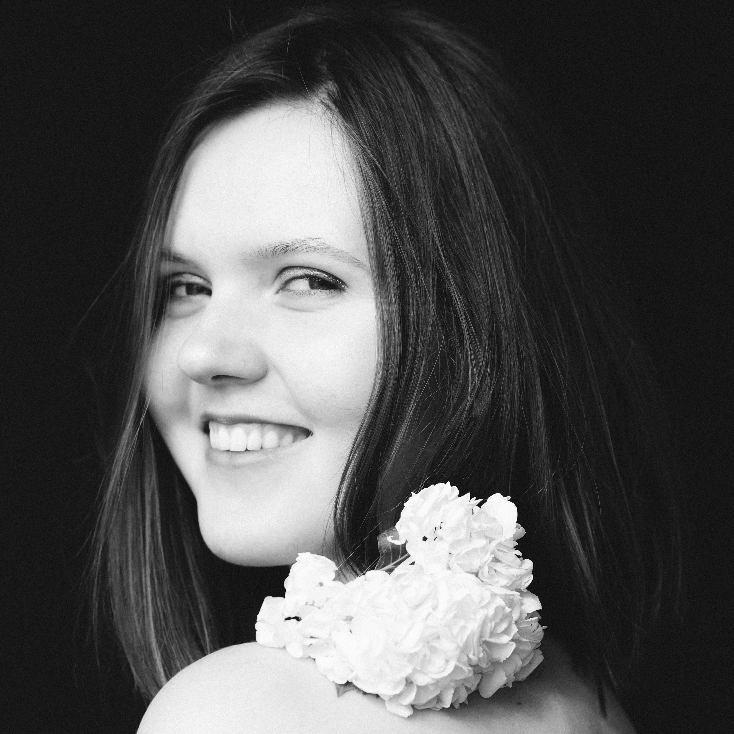 Контакты. Фотограф с лошадьми в Москве