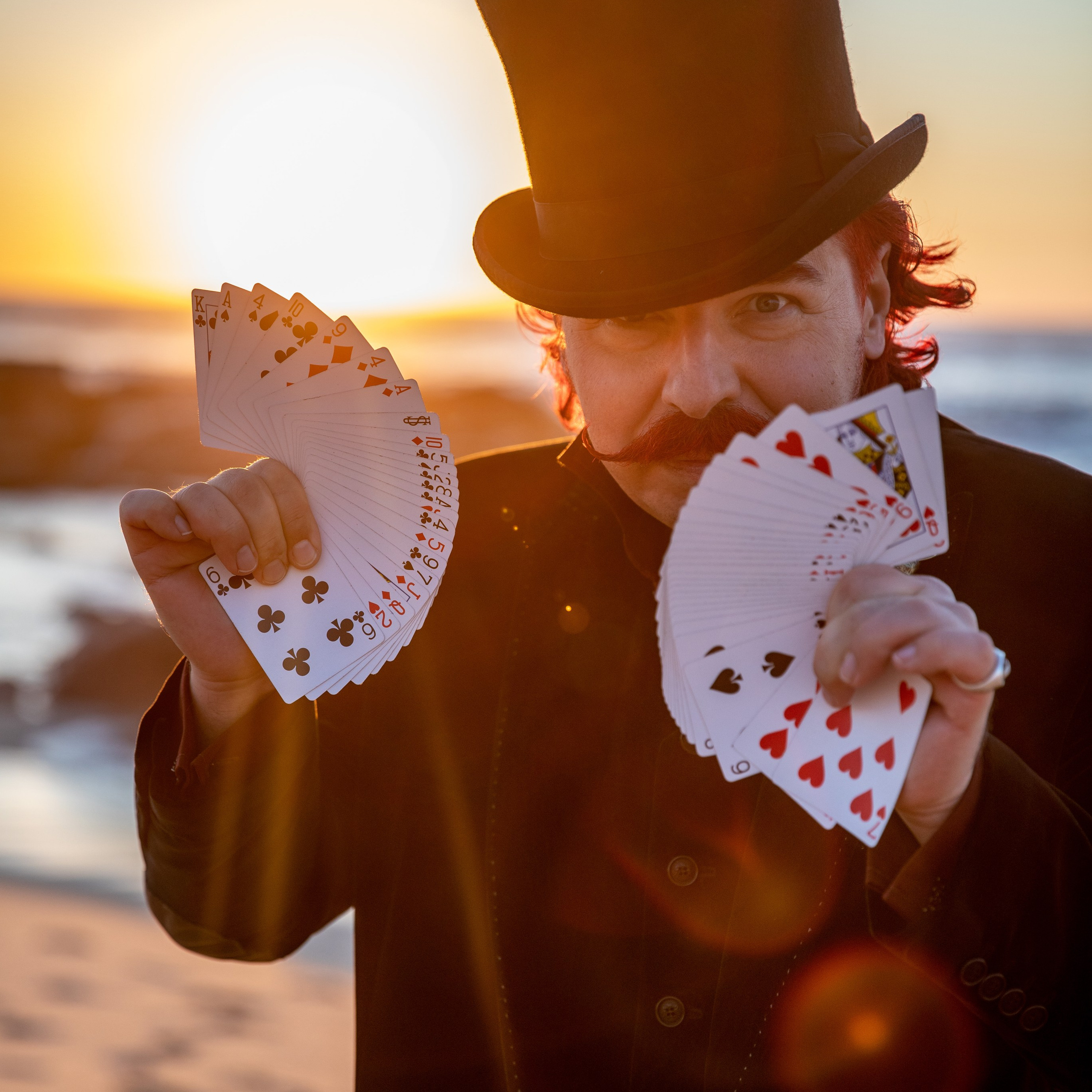 Photo content. Companies in need of visual content for marketing. Start-ups and brands building their image. PR agencies and advertising companies. Bloggers and content creators. Media platforms and online stores