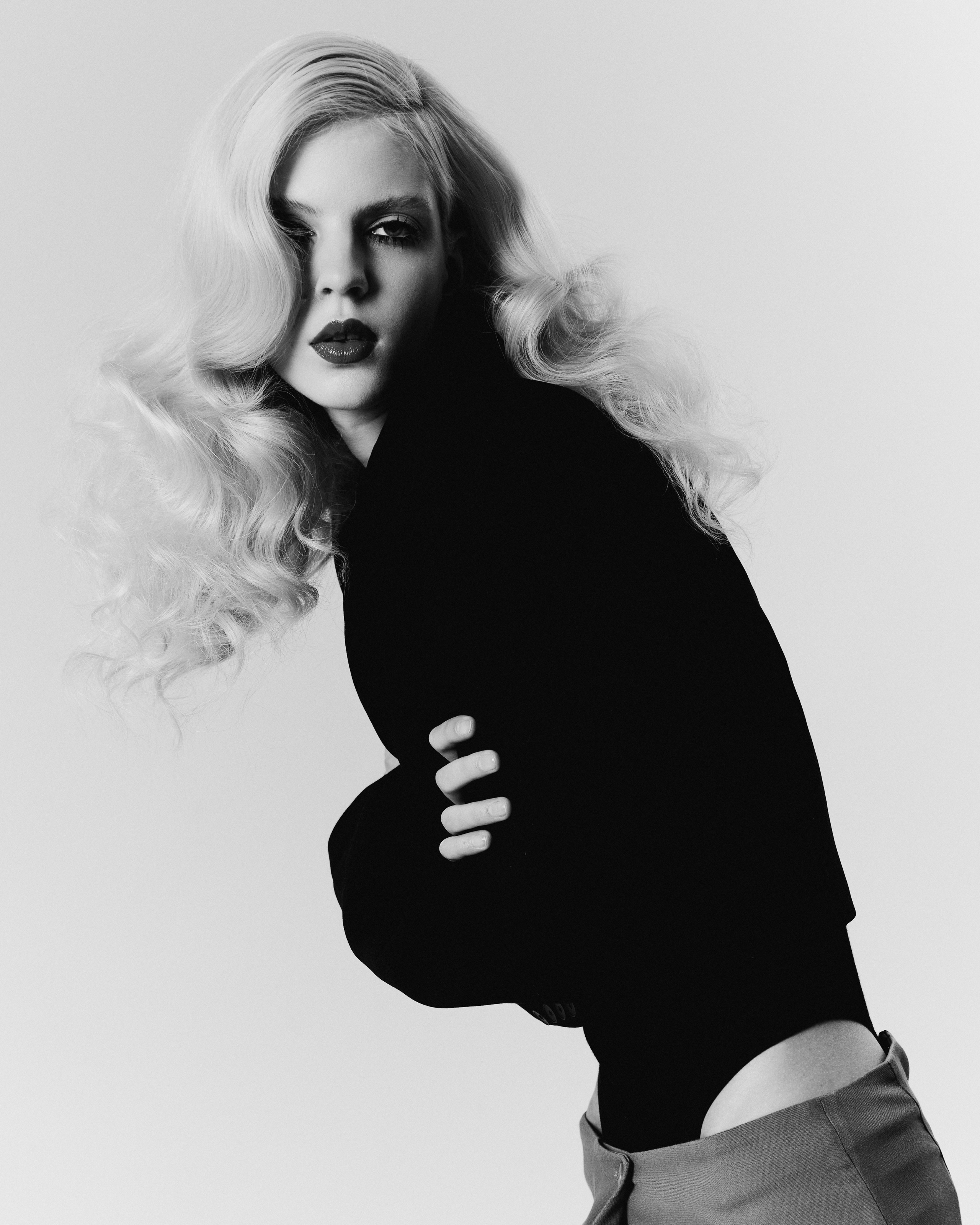 Студийный фотограф в Москве Илья Сухов