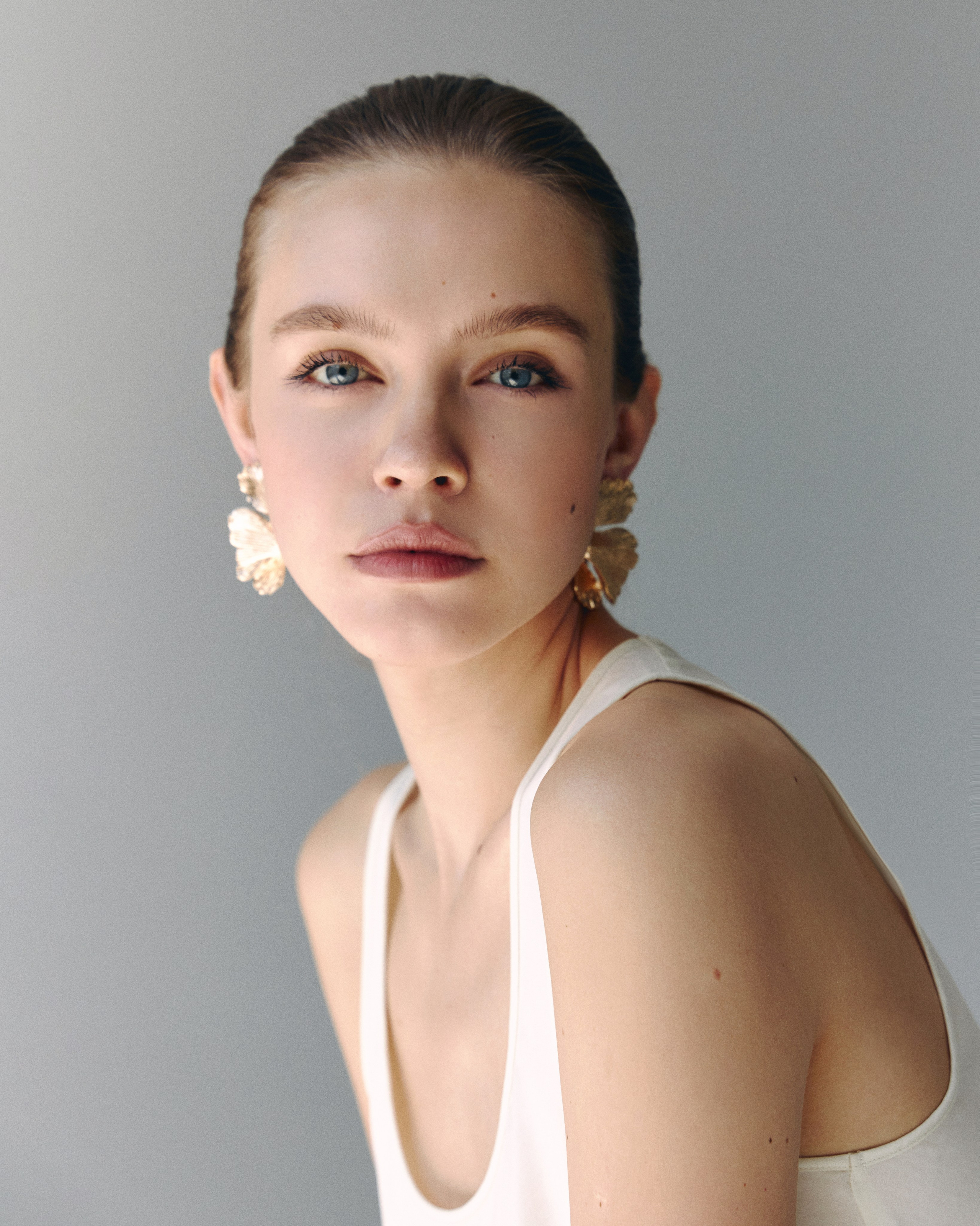 Fashion and model test photographer based in Dubai and Abu-Dhabi