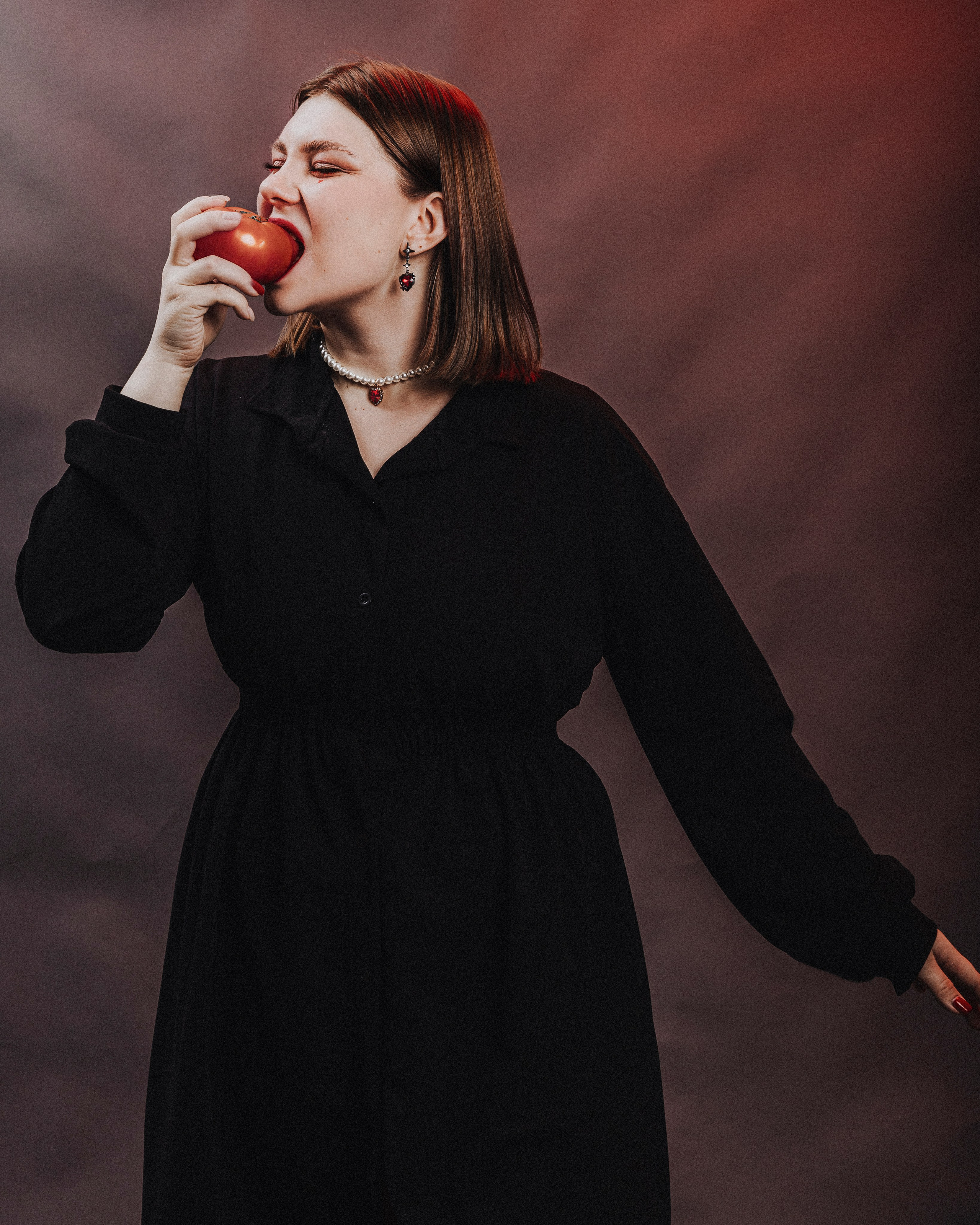 Автопортрет. ПРОШЛА ЛЮБОВЬ — ЗАВЯЛИ ПОМИДОРЫ. ФОТОГРАФ ВО ВЛАДИВОСТОКЕ| СВАДЕБНЫЙ ФОТОГРАФ