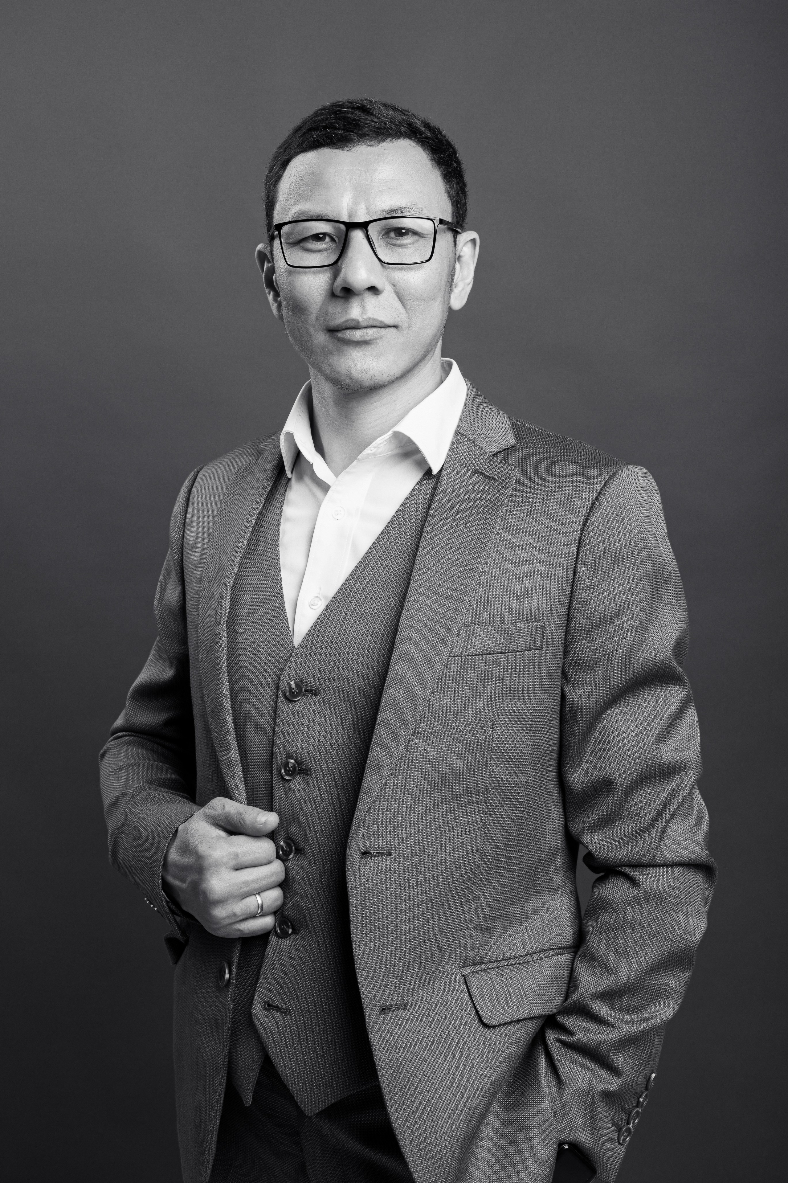 BWstudio — фотостудия черно-белой фотографии Алматы. Фотограф Алматы. Фотостудия Алматы