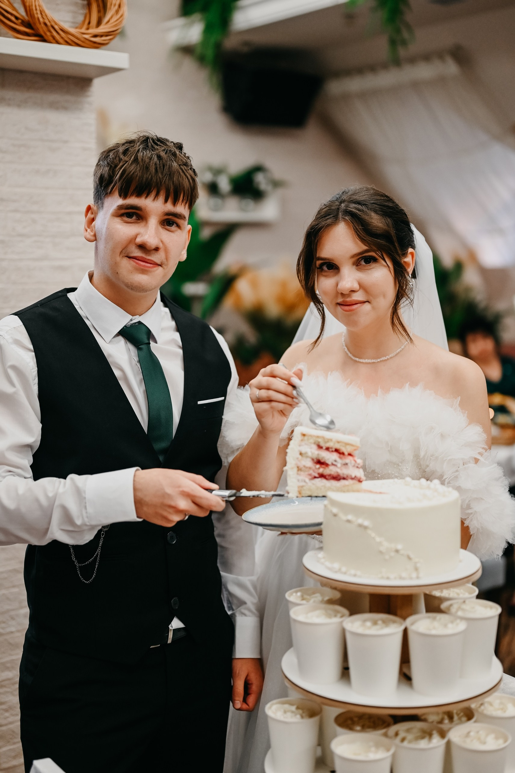 Свабедная съёмка. ФОТОГРАФ ВОЛГОГРАД ПОЛИНА ЗОЛОТЫХ