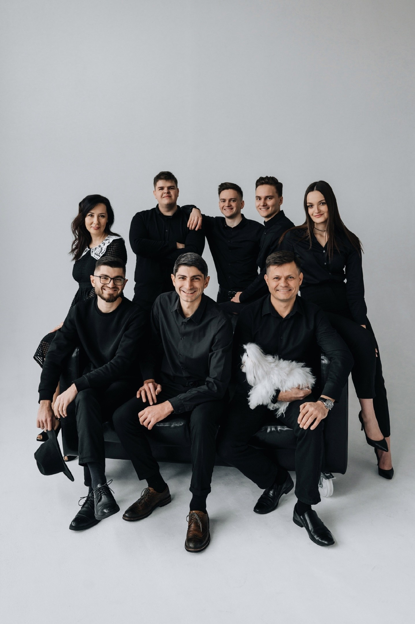 Выпускные альбомы НЕБАНАЛЬНО. Свадебная и семейная фотография в Курске Адамян Давид