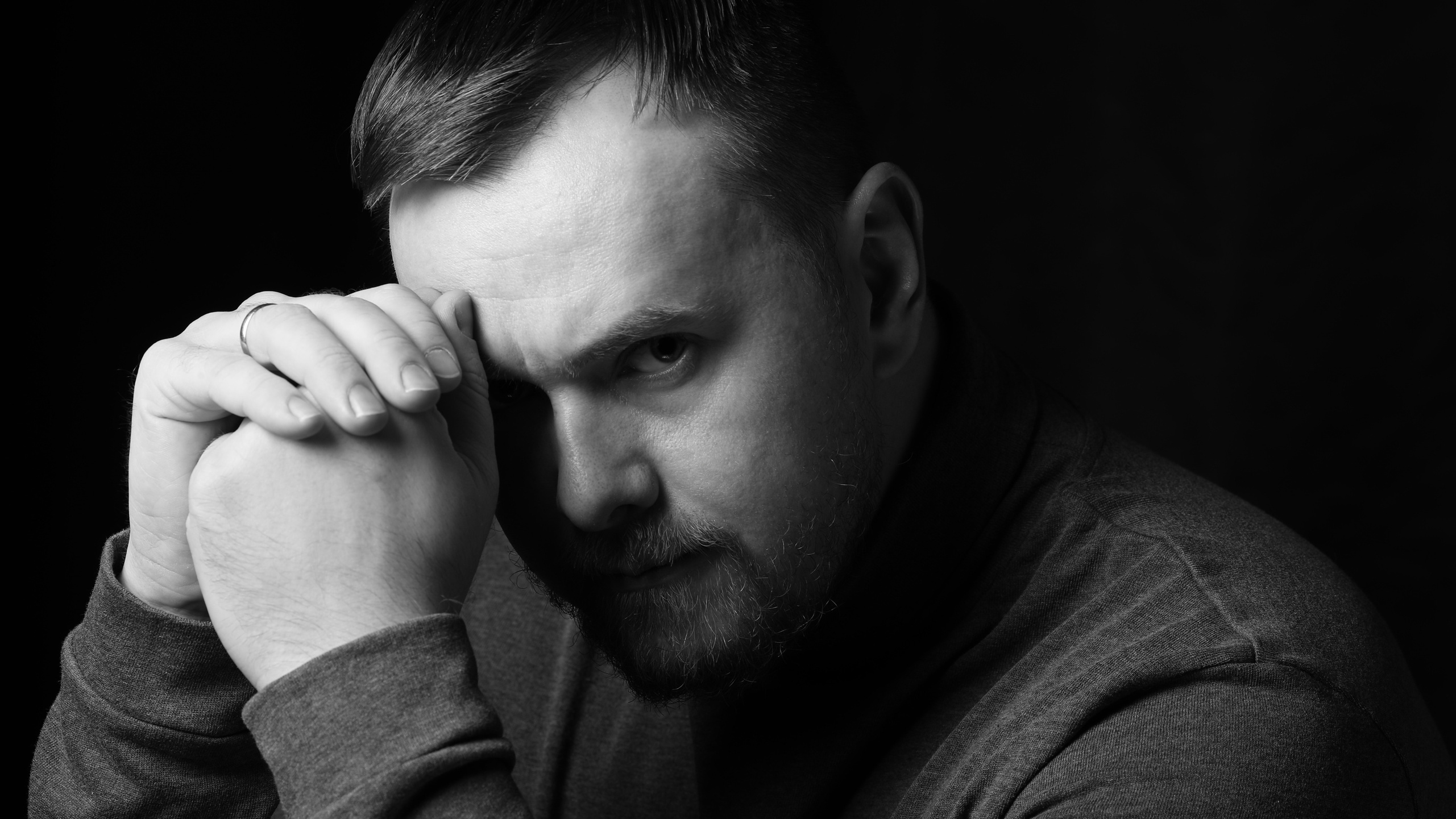 Виктор Кривогуз — российский портретный фотограф