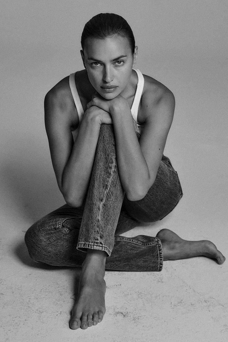 Образы для фотосессии с джинсами и топом