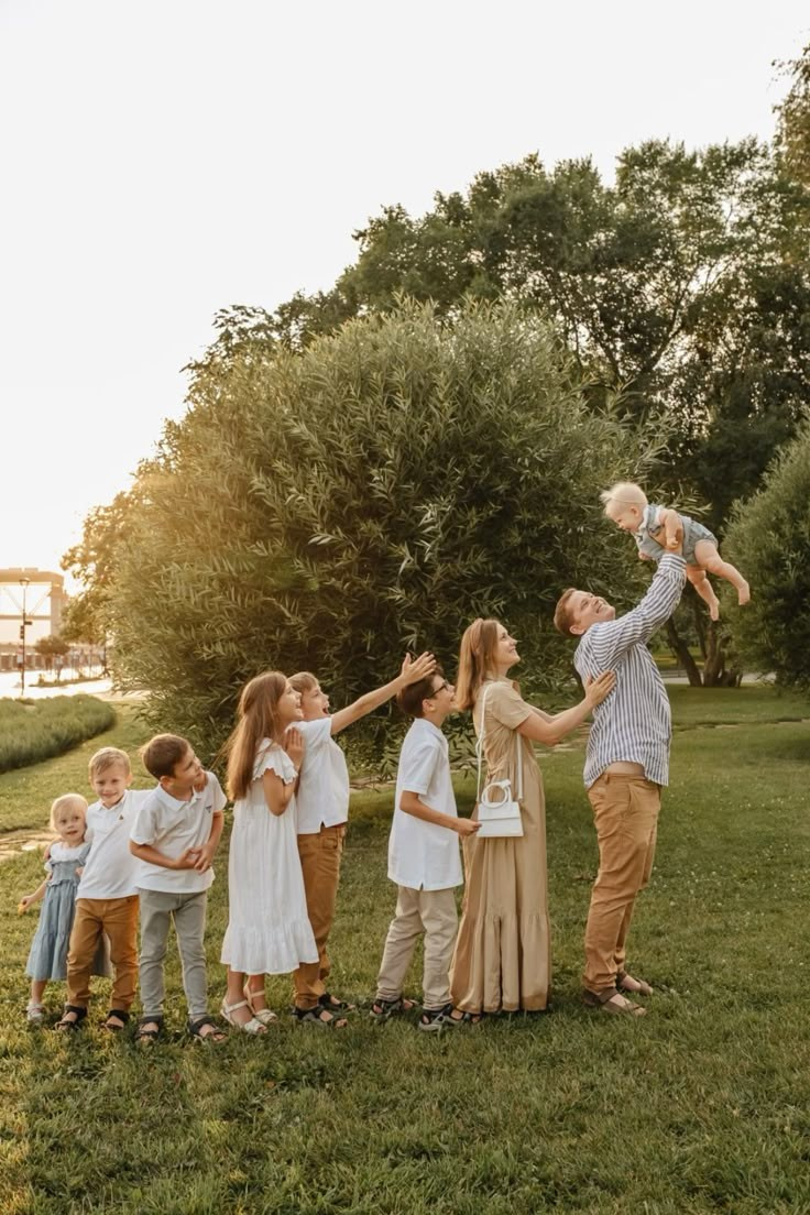 Съёмка для большой семьи. Семейный и детский фотограф в Новосибирске Алёна Малахова