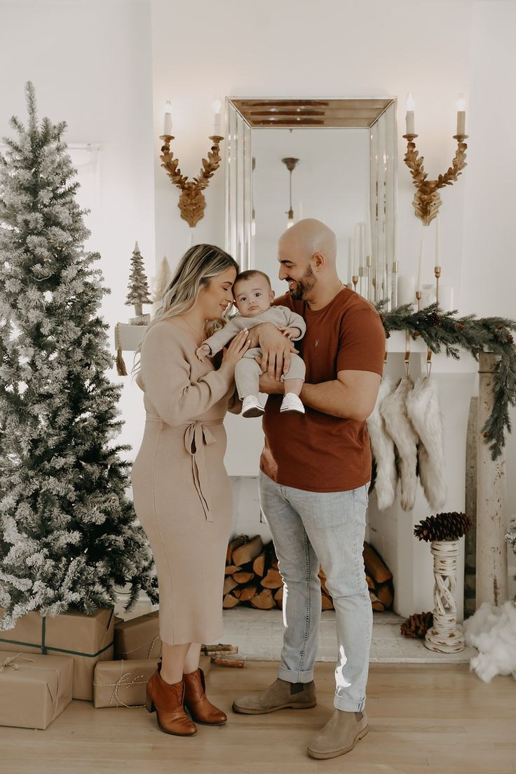 Рекомендации по подбору одежды для семейных новогодних съемок в моей студии. Фотограф новорожденных г. Рязань, детский и семейный фотограф