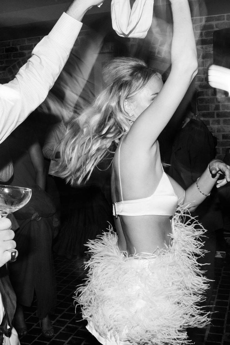 Танцевальная музыка на свадьбу. Свадебный и семейный фотограф в Миллерово и Ростове Алёна Черепенина