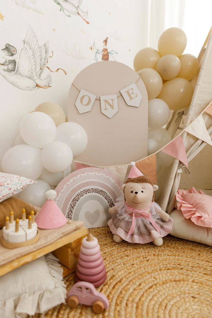 Годик, фотосессия на годик в Сочи, профессиональный детский фотограф. Полный образ, минимализм. Детский студийный фотограф Сочи