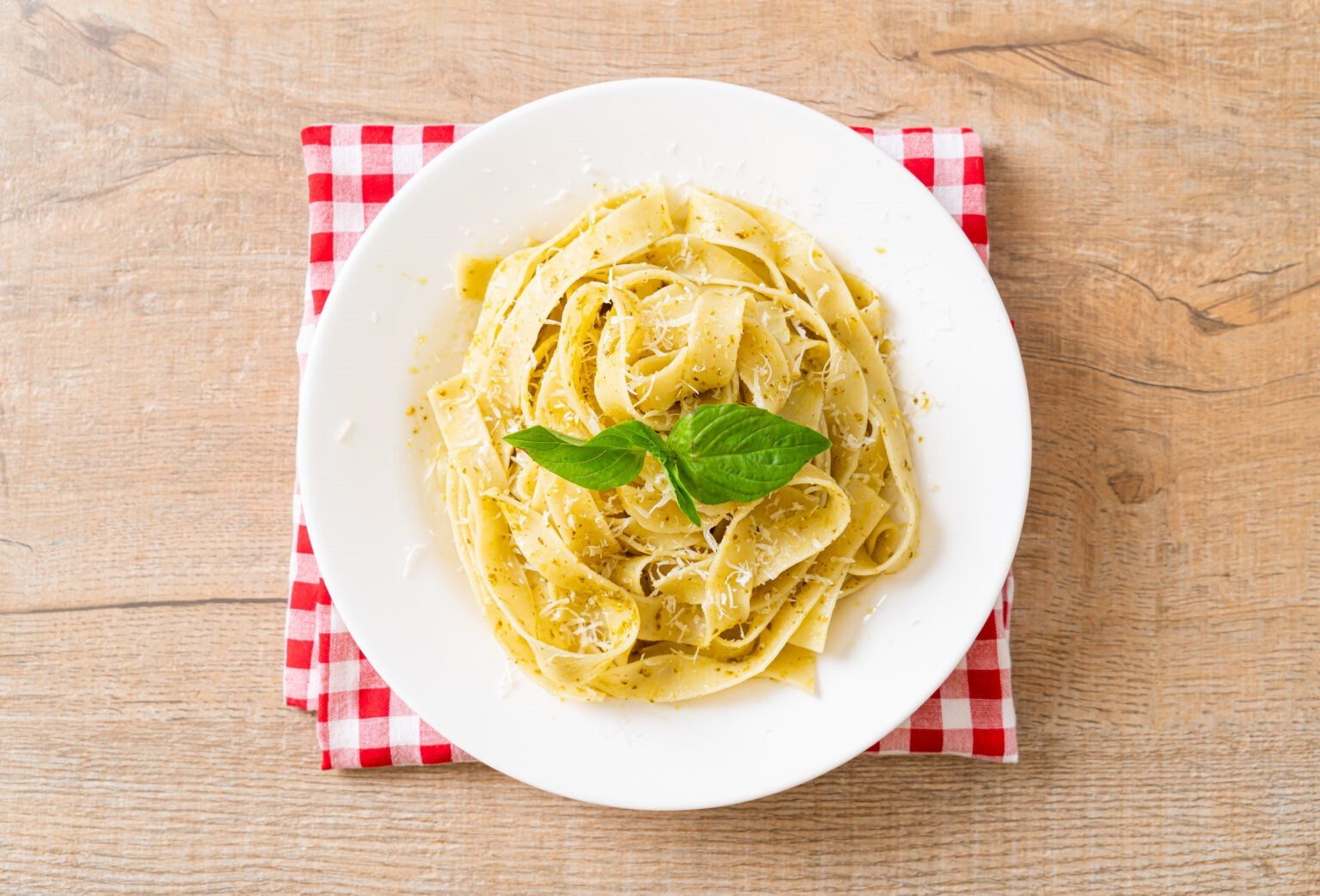 Горячее. Грузинская кухня. Доставка блюд по меню. Доставка комплексных обедов